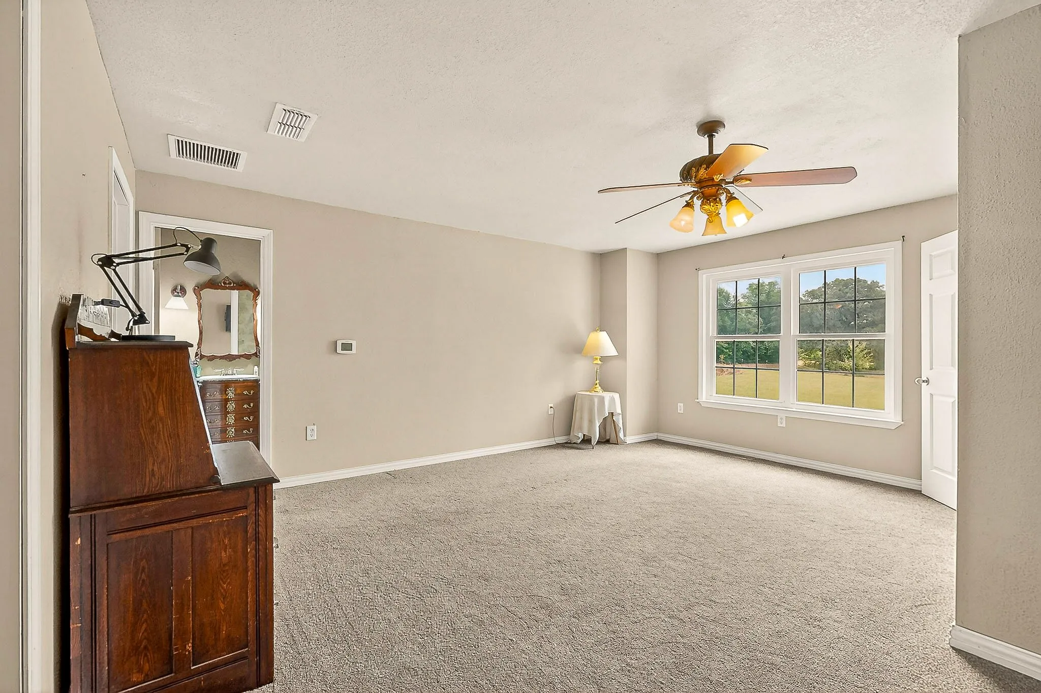 Single Family Residence For Sale in Kaufman County , 30927 Fm 429, Terrell, Texas 75161, 3 Bedroom, 3 Bathroom, Garage spaces, 2,330 Sqft, built in 2005, Price $515,000, mls#21292140, Real Estate Agent in Terrell, Homes For Sale in Kaufman county, Homes For Sale in Terrell, Realtor in Terrell Texas, Real Estate Brokerage Independent Realty Texas, Luminita Cordes Realtor
