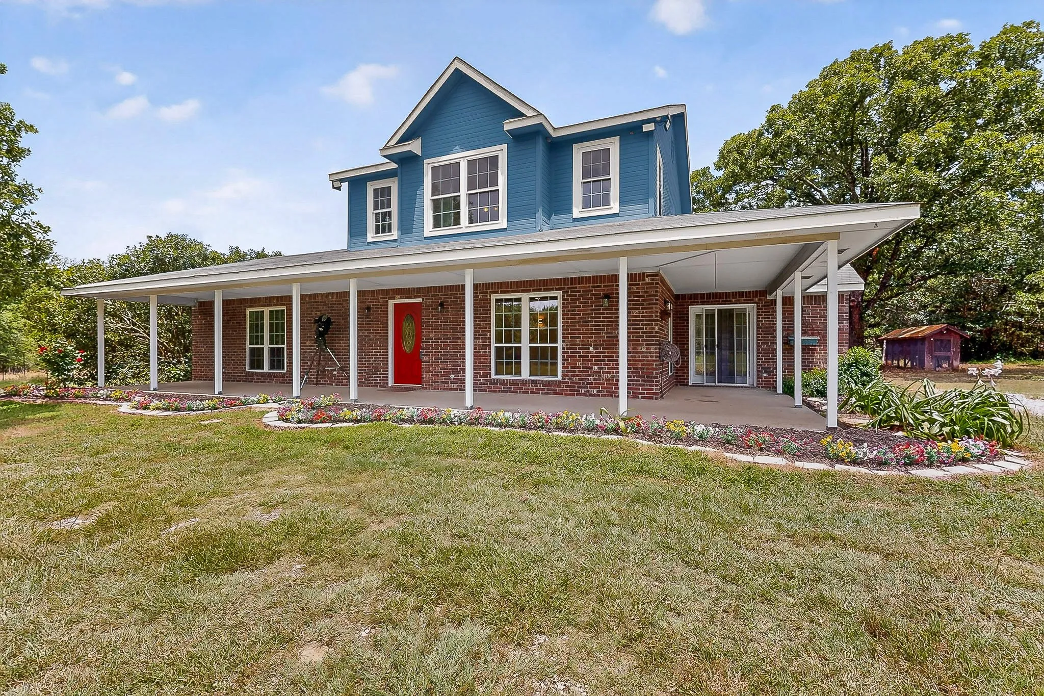 Single Family Residence For Sale in Kaufman County , 30927 Fm 429, Terrell, Texas 75161, 3 Bedroom, 3 Bathroom, Garage spaces, 2,330 Sqft, built in 2005, Price $515,000, mls#21292140, Real Estate Agent in Terrell, Homes For Sale in Kaufman county, Homes For Sale in Terrell, Realtor in Terrell Texas, Real Estate Brokerage Independent Realty Texas, Luminita Cordes Realtor