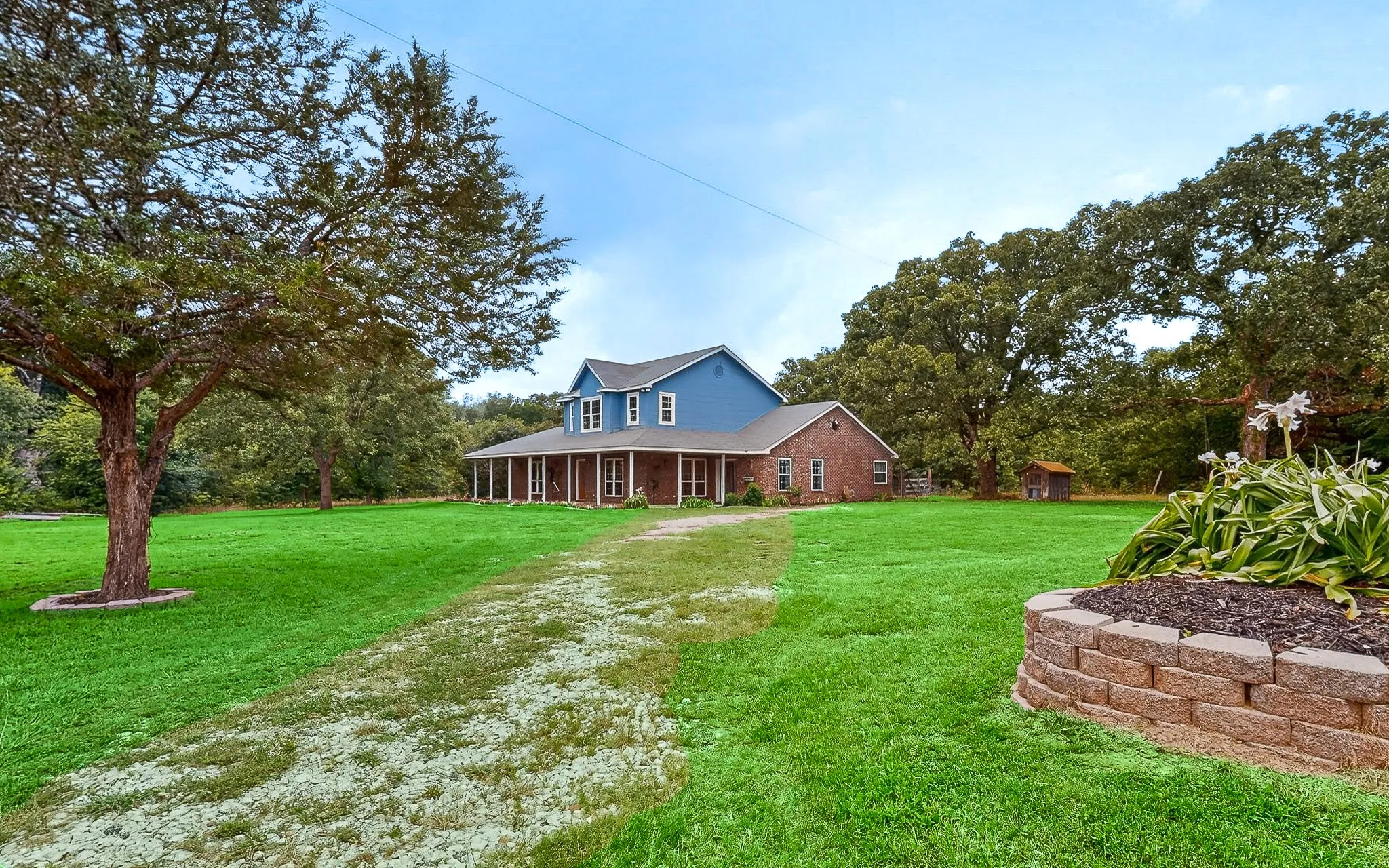 Single Family Residence For Sale in Kaufman County , 30927 Fm 429, Terrell, Texas 75161, 3 Bedroom, 3 Bathroom, Garage spaces, 2,330 Sqft, built in 2005, Price $515,000, mls#21292140, Real Estate Agent in Terrell, Homes For Sale in Kaufman county, Homes For Sale in Terrell, Realtor in Terrell Texas, Real Estate Brokerage Independent Realty Texas, Luminita Cordes Realtor
