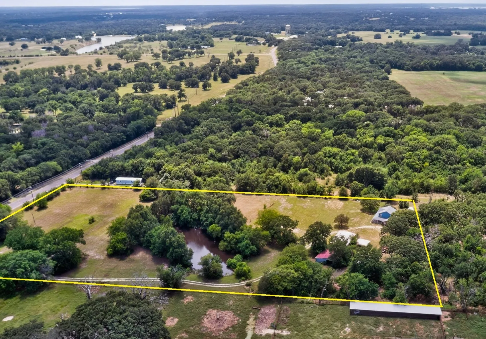 Property boundaries are approximate.