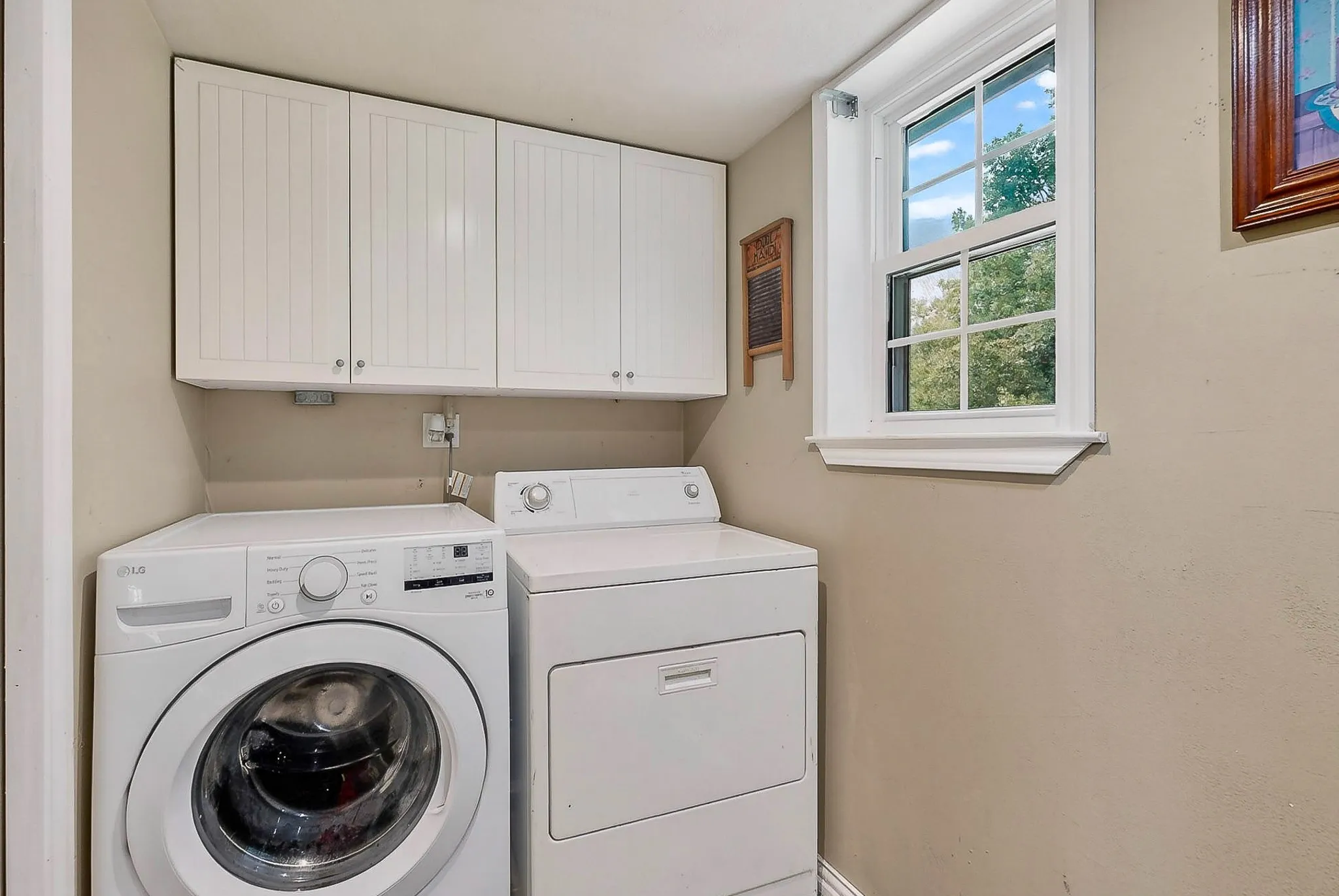 Single Family Residence For Sale in Kaufman County , 30927 Fm 429, Terrell, Texas 75161, 3 Bedroom, 3 Bathroom, Garage spaces, 2,330 Sqft, built in 2005, Price $515,000, mls#21292140, Real Estate Agent in Terrell, Homes For Sale in Kaufman county, Homes For Sale in Terrell, Realtor in Terrell Texas, Real Estate Brokerage Independent Realty Texas, Luminita Cordes Realtor
