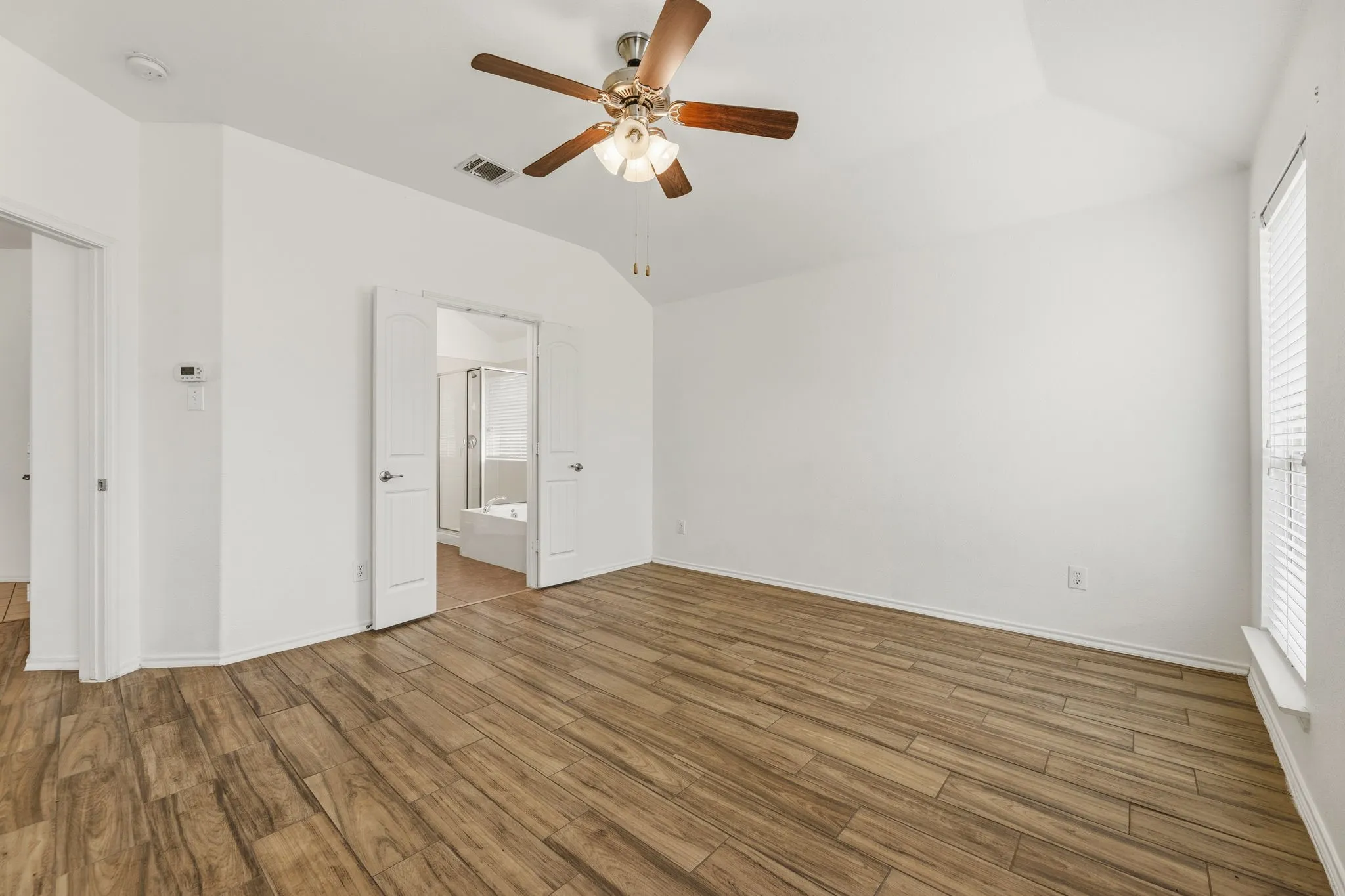Single Family Residence For Rent in Collin County , 1011 Meadow Green Court, Princeton, Texas 75407, 3 Bedroom, 2 Bathroom, 2 Garage spaces, 1,580 Sqft, built in 2012, mls#21293835, Real Estate Agent in Princeton, Homes For Rent in Collin county, Homes For Rent in Princeton, Realtor in Princeton Texas, Real Estate Brokerage Independent Realty Texas, Luminita Cordes Realtor