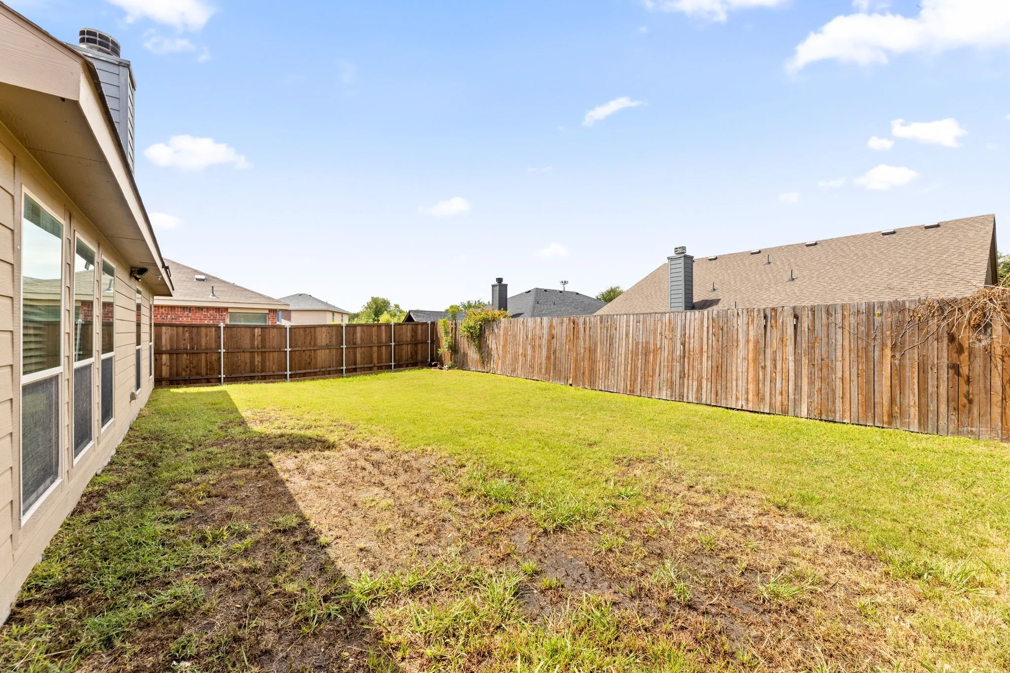 Single Family Residence For Rent in Collin County , 1011 Meadow Green Court, Princeton, Texas 75407, 3 Bedroom, 2 Bathroom, 2 Garage spaces, 1,580 Sqft, built in 2012, mls#21293835, Real Estate Agent in Princeton, Homes For Rent in Collin county, Homes For Rent in Princeton, Realtor in Princeton Texas, Real Estate Brokerage Independent Realty Texas, Luminita Cordes Realtor
