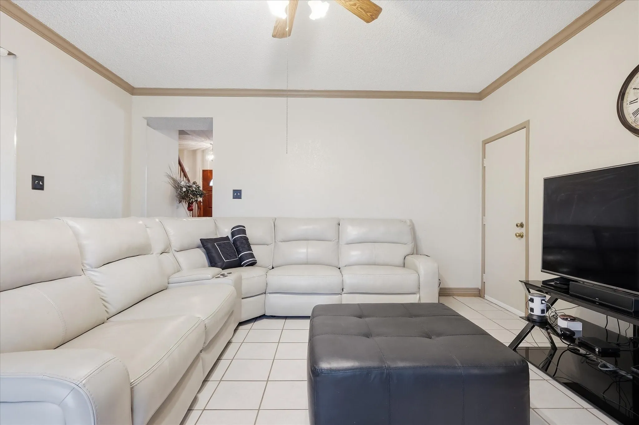 Single Family Residence For Sale in Collin County , 2315 Rockhill Road, Mc Kinney, Texas 75072, 3 Bedroom, 3 Bathroom, 2 Garage spaces, 1,900 Sqft, built in 1991, mls#21293252, Real Estate Agent in Mc Kinney, Homes For Sale in Collin county, Homes For Sale in Mc Kinney, Realtor in Mc Kinney Texas, Real Estate Brokerage Independent Realty Texas, Luminita Cordes Realtor