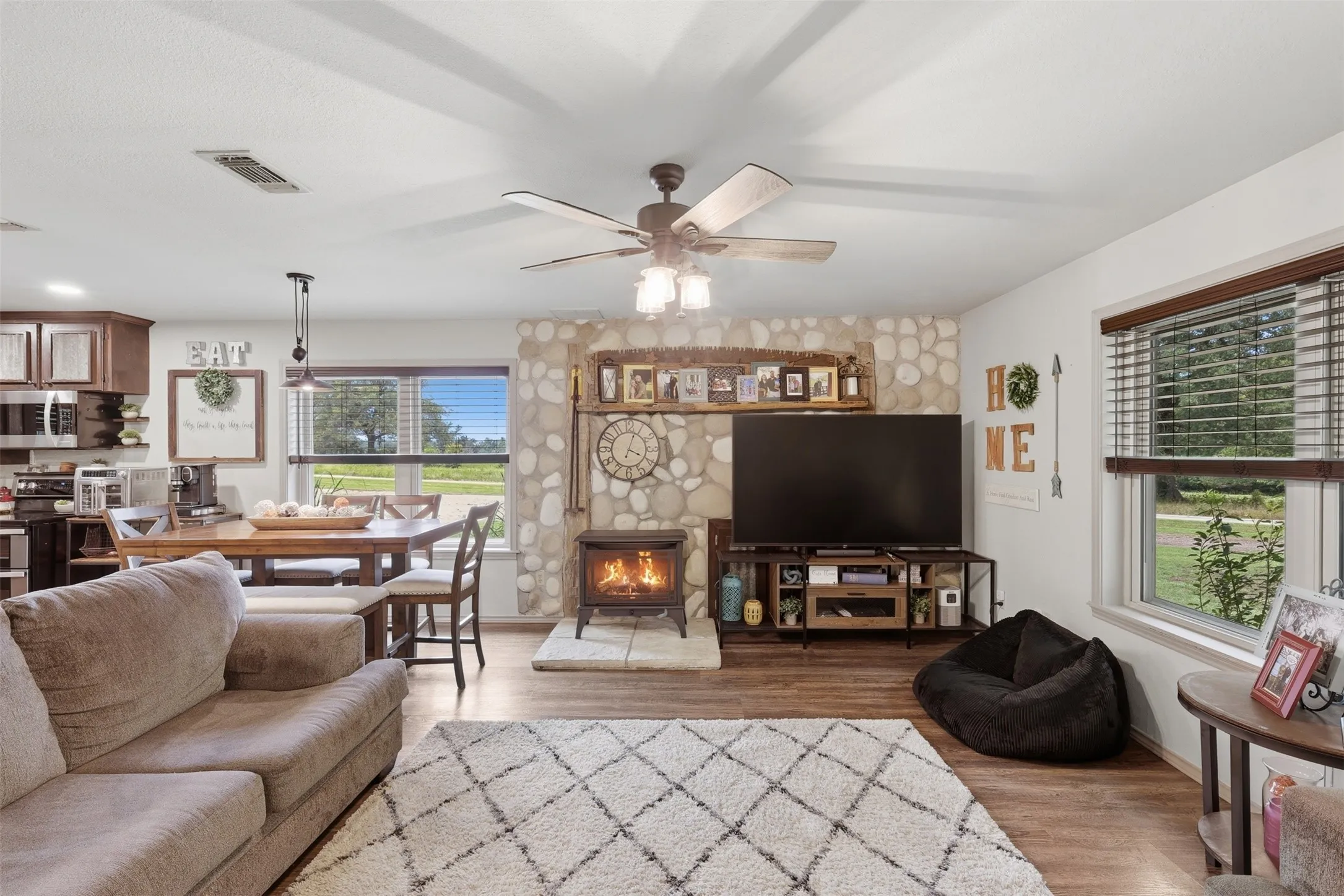 Ranch For Sale in Red River (TX) County , 1663 County Road 1405, Bogata, Texas 75417, 0, 0, Garage spaces, 0 Sqft, built in 1997, mls#21293863, Real Estate Agent in Bogata, Homes For Sale in Red River (TX) county, Homes For Sale in Bogata, Realtor in Bogata Texas, Real Estate Brokerage Independent Realty Texas, Luminita Cordes Realtor
