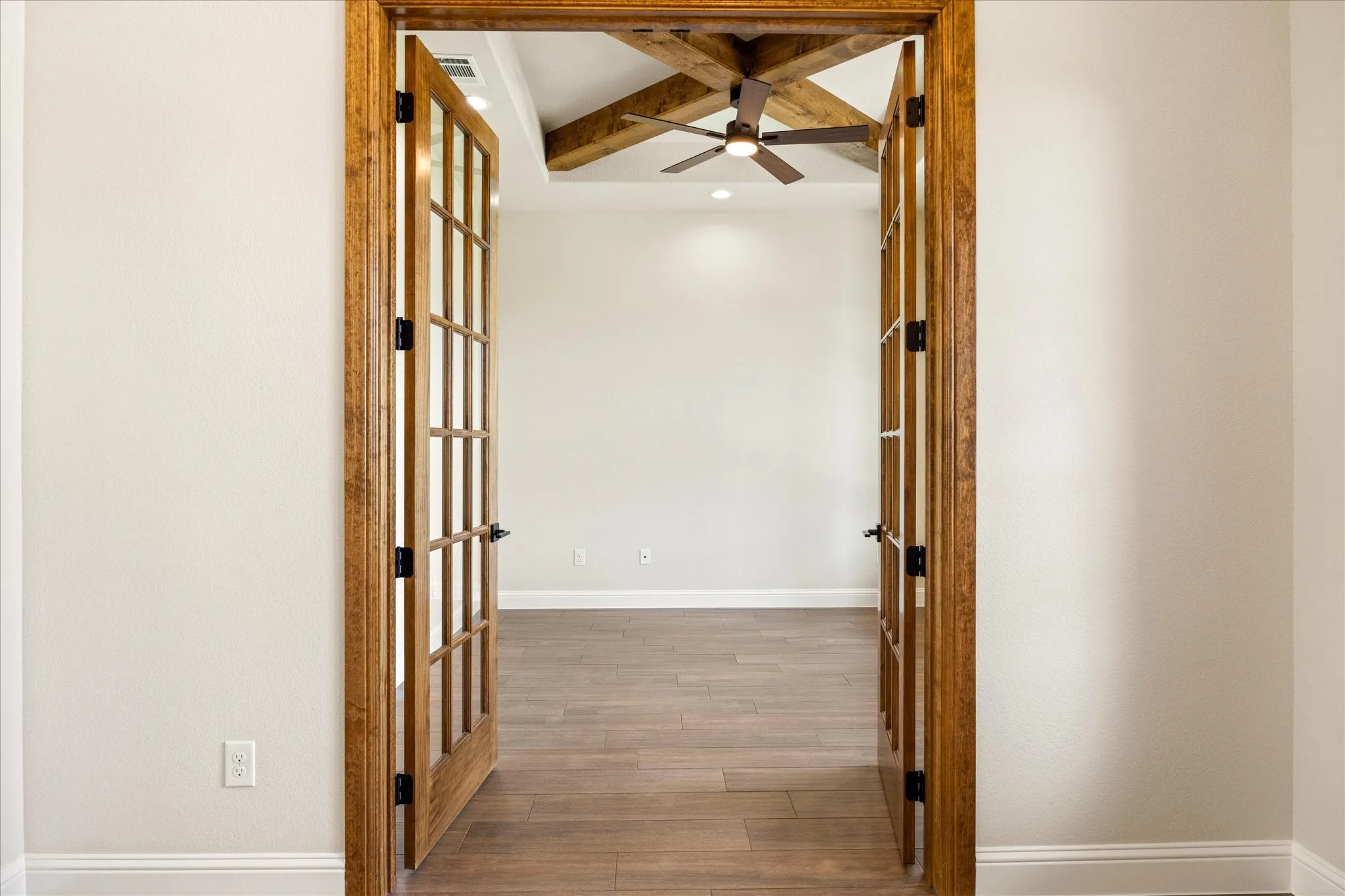 Single Family Residence For Sale in Hood County , 206 Morning Dove Court, Cresson, Texas 76035, 4 Bedroom, 4 Bathroom, 3 Garage spaces, 3,711 Sqft, built in 2026, mls#21268936, Real Estate Agent in Cresson, Homes For Sale in Hood county, Homes For Sale in Cresson, Realtor in Cresson Texas, Real Estate Brokerage Independent Realty Texas, Luminita Cordes Realtor