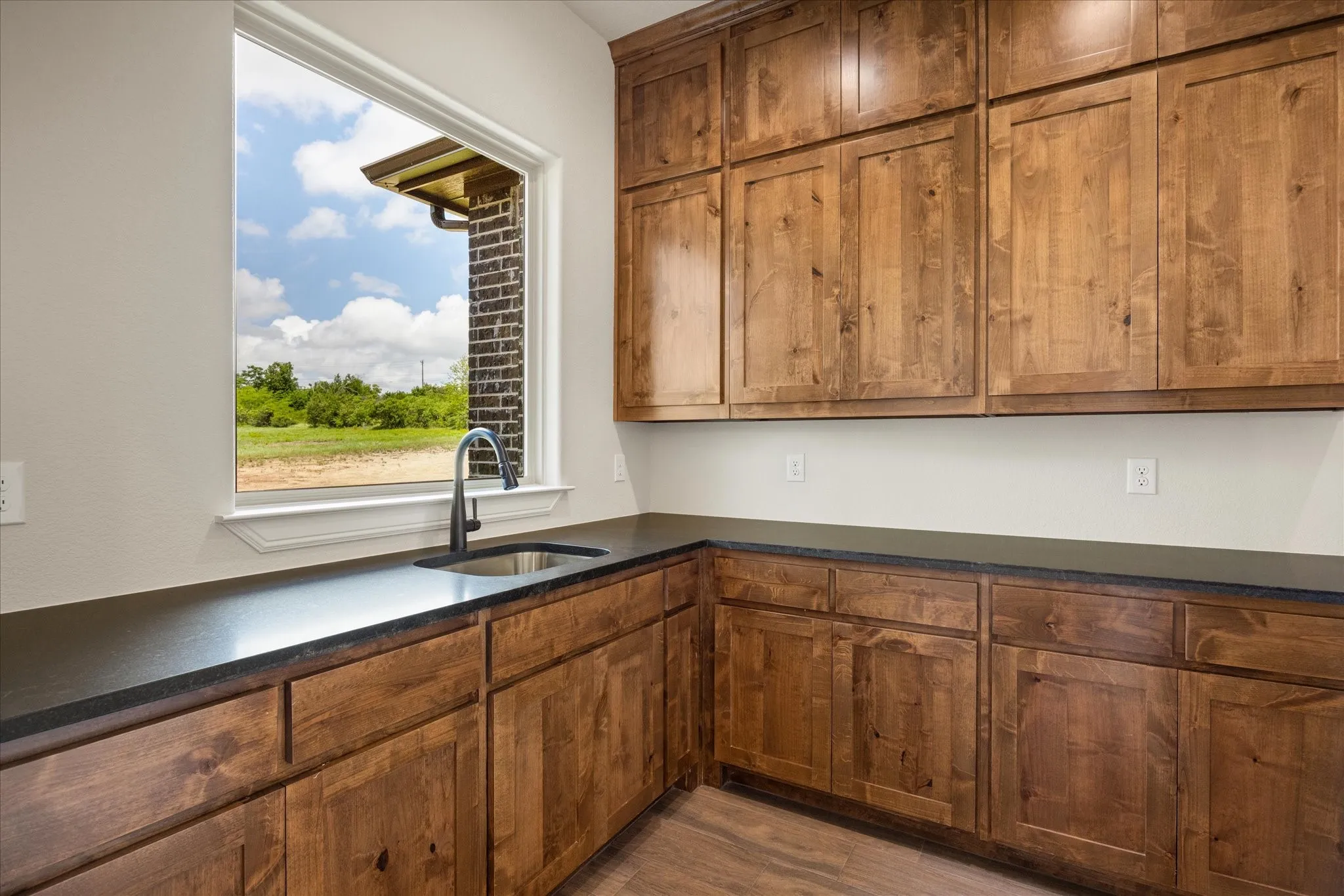 Single Family Residence For Sale in Hood County , 206 Morning Dove Court, Cresson, Texas 76035, 4 Bedroom, 4 Bathroom, 3 Garage spaces, 3,711 Sqft, built in 2026, mls#21268936, Real Estate Agent in Cresson, Homes For Sale in Hood county, Homes For Sale in Cresson, Realtor in Cresson Texas, Real Estate Brokerage Independent Realty Texas, Luminita Cordes Realtor