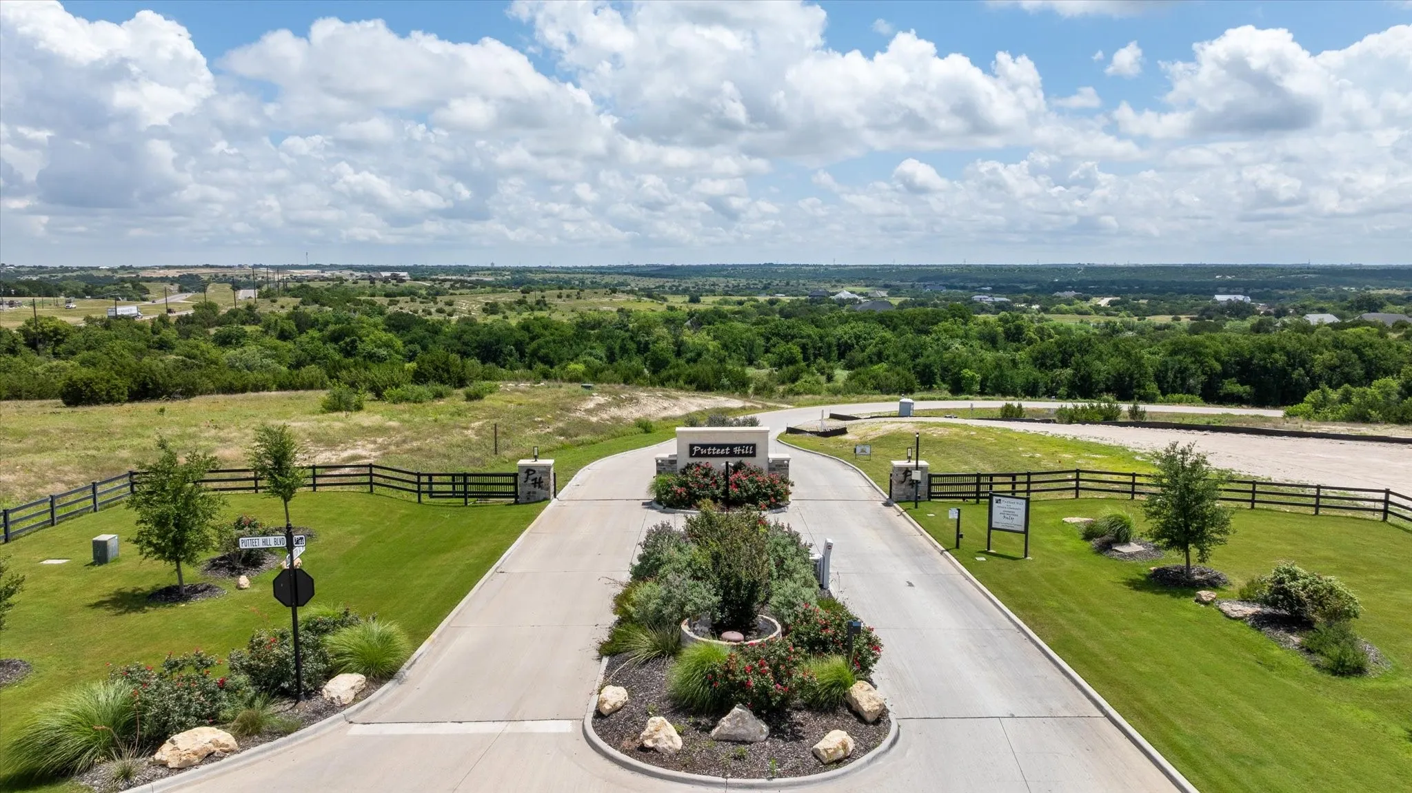 Single Family Residence For Sale in Hood County , 206 Morning Dove Court, Cresson, Texas 76035, 4 Bedroom, 4 Bathroom, 3 Garage spaces, 3,711 Sqft, built in 2026, mls#21268936, Real Estate Agent in Cresson, Homes For Sale in Hood county, Homes For Sale in Cresson, Realtor in Cresson Texas, Real Estate Brokerage Independent Realty Texas, Luminita Cordes Realtor