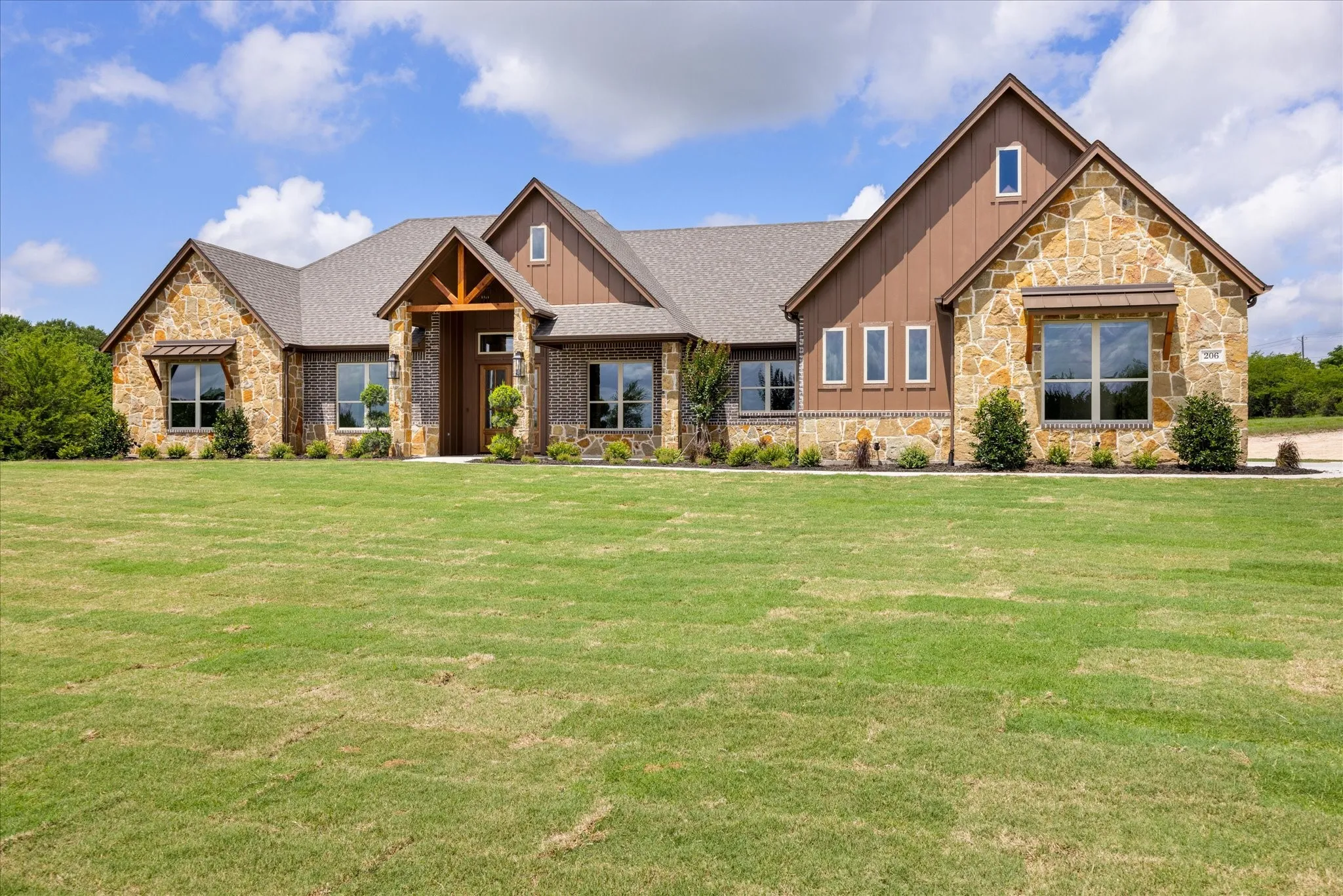 Single Family Residence For Sale in Hood County , 206 Morning Dove Court, Cresson, Texas 76035, 4 Bedroom, 4 Bathroom, 3 Garage spaces, 3,711 Sqft, built in 2026, mls#21268936, Real Estate Agent in Cresson, Homes For Sale in Hood county, Homes For Sale in Cresson, Realtor in Cresson Texas, Real Estate Brokerage Independent Realty Texas, Luminita Cordes Realtor