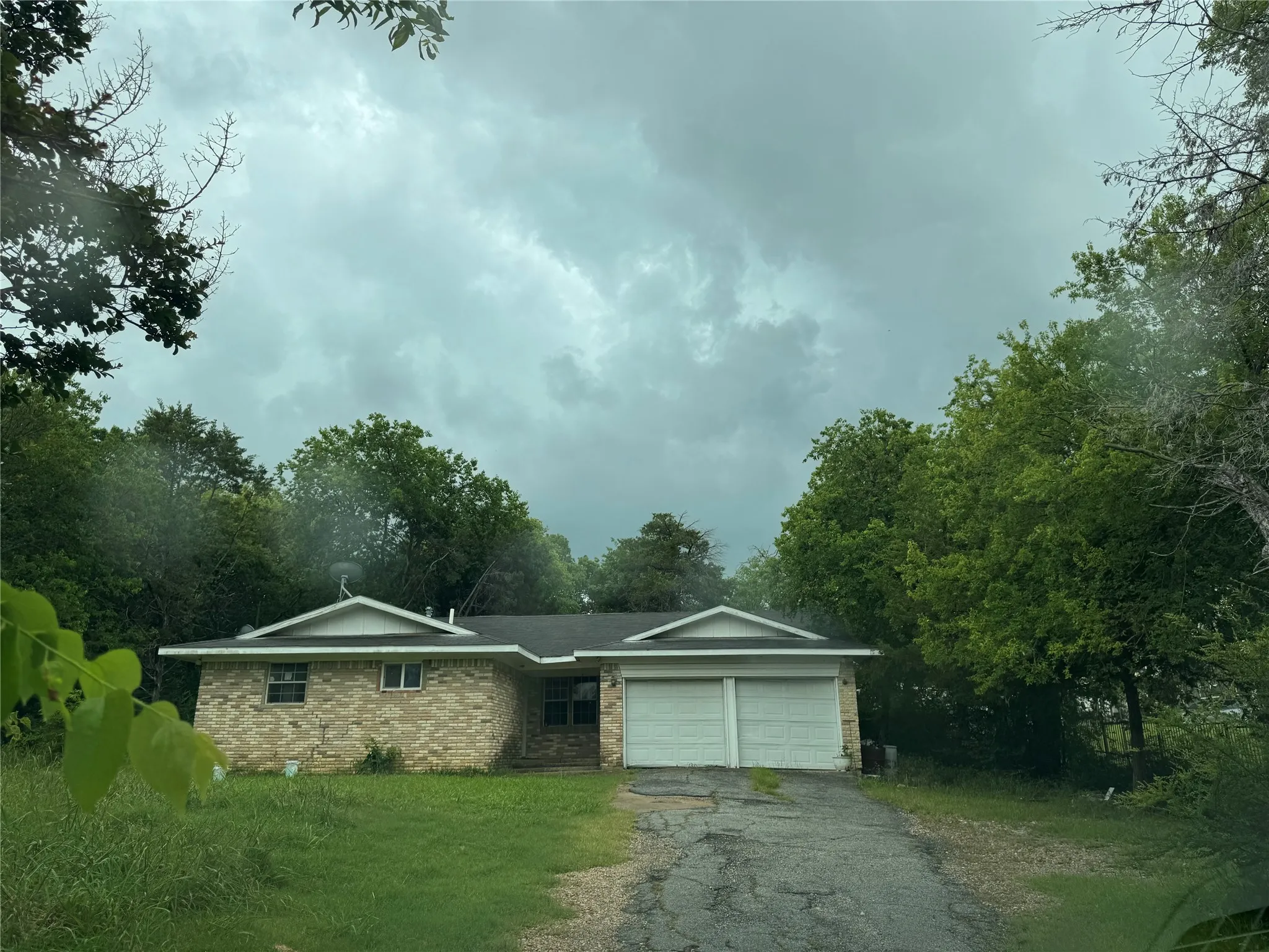 Business For Sale in Dallas County , 917 E Fishcreek Road, Grand Prairie, Texas 75052, 0, 0, Garage spaces, 0 Sqft, built in 1964, mls#21280129, Real Estate Agent in Grand Prairie, Homes For Sale in Dallas county, Homes For Sale in Grand Prairie, Realtor in Grand Prairie Texas, Real Estate Brokerage Independent Realty Texas, Luminita Cordes Realtor