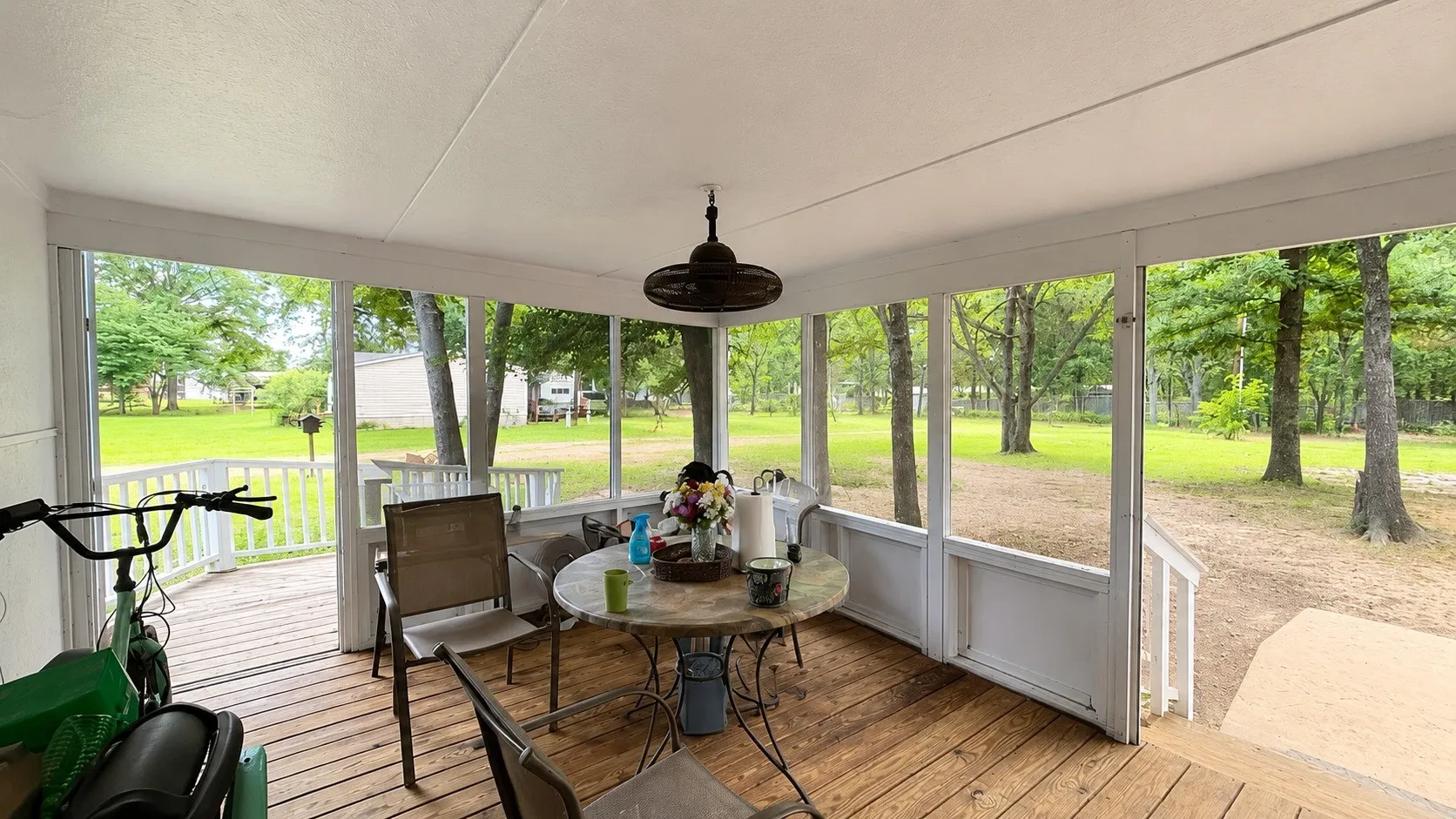 Mobile Home For Sale in Wood County , 106 Tejas, Quitman, Texas 75783, 3 Bedrooms, 2 Bathrooms, Garage spaces, 1,216 Sqft, built in 2018, Price $149,900, mls#21293770, Real Estate Agent in Quitman, Homes For Sale in Wood county, Homes For Sale in Quitman, Realtor in Quitman Texas, Real Estate Brokerage Independent Realty Texas, Luminita Cordes Realtor