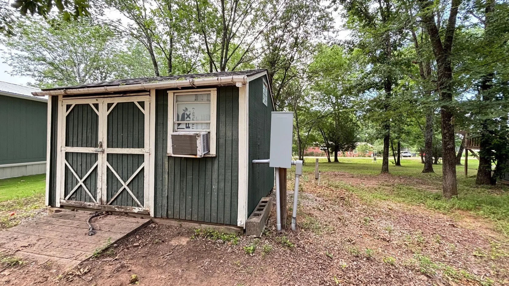Mobile Home For Sale in Wood County , 106 Tejas, Quitman, Texas 75783, 3 Bedrooms, 2 Bathrooms, Garage spaces, 1,216 Sqft, built in 2018, Price $149,900, mls#21293770, Real Estate Agent in Quitman, Homes For Sale in Wood county, Homes For Sale in Quitman, Realtor in Quitman Texas, Real Estate Brokerage Independent Realty Texas, Luminita Cordes Realtor