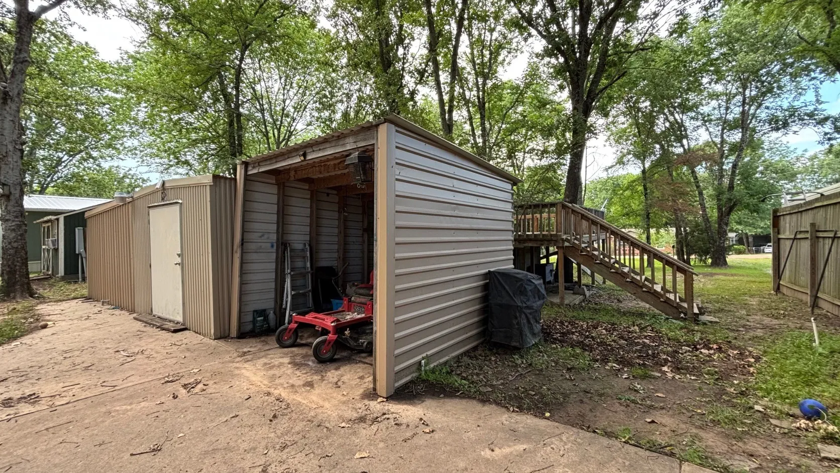 Mobile Home For Sale in Wood County , 106 Tejas, Quitman, Texas 75783, 3 Bedrooms, 2 Bathrooms, Garage spaces, 1,216 Sqft, built in 2018, Price $149,900, mls#21293770, Real Estate Agent in Quitman, Homes For Sale in Wood county, Homes For Sale in Quitman, Realtor in Quitman Texas, Real Estate Brokerage Independent Realty Texas, Luminita Cordes Realtor