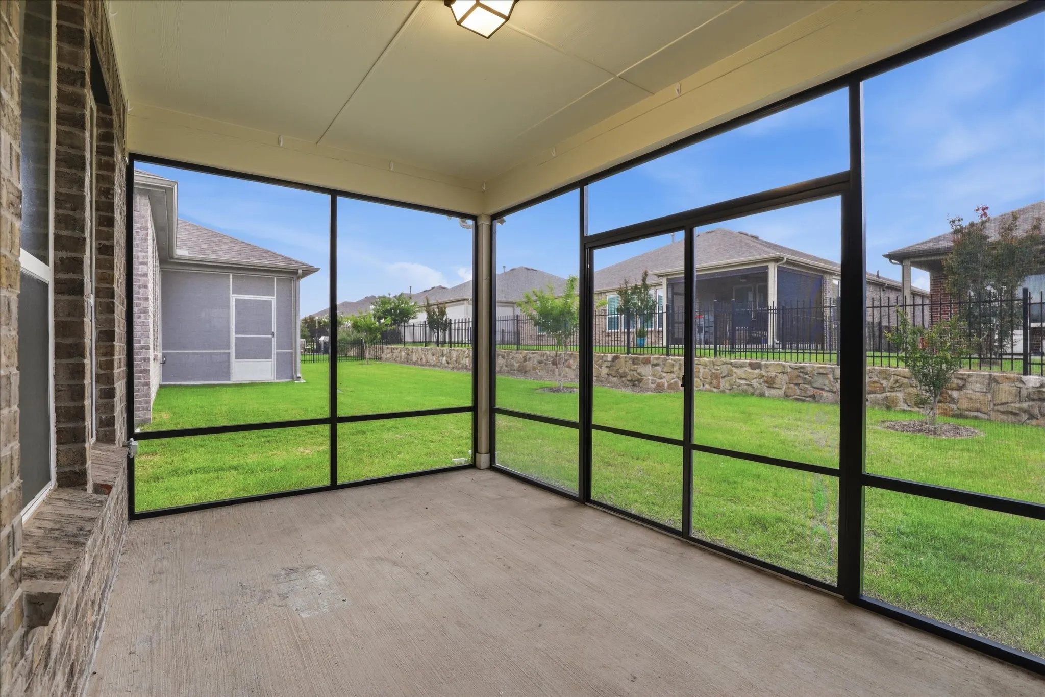 Single Family Residence For Sale in Denton County , 1112 Cornerstone Drive, Little Elm, Texas 76227, 3 Bedroom, 3 Bathroom, 2 Garage spaces, 2,809 Sqft, built in 2023, mls#21293872, Real Estate Agent in Little Elm, Homes For Sale in Denton county, Homes For Sale in Little Elm, Realtor in Little Elm Texas, Real Estate Brokerage Independent Realty Texas, Luminita Cordes Realtor
