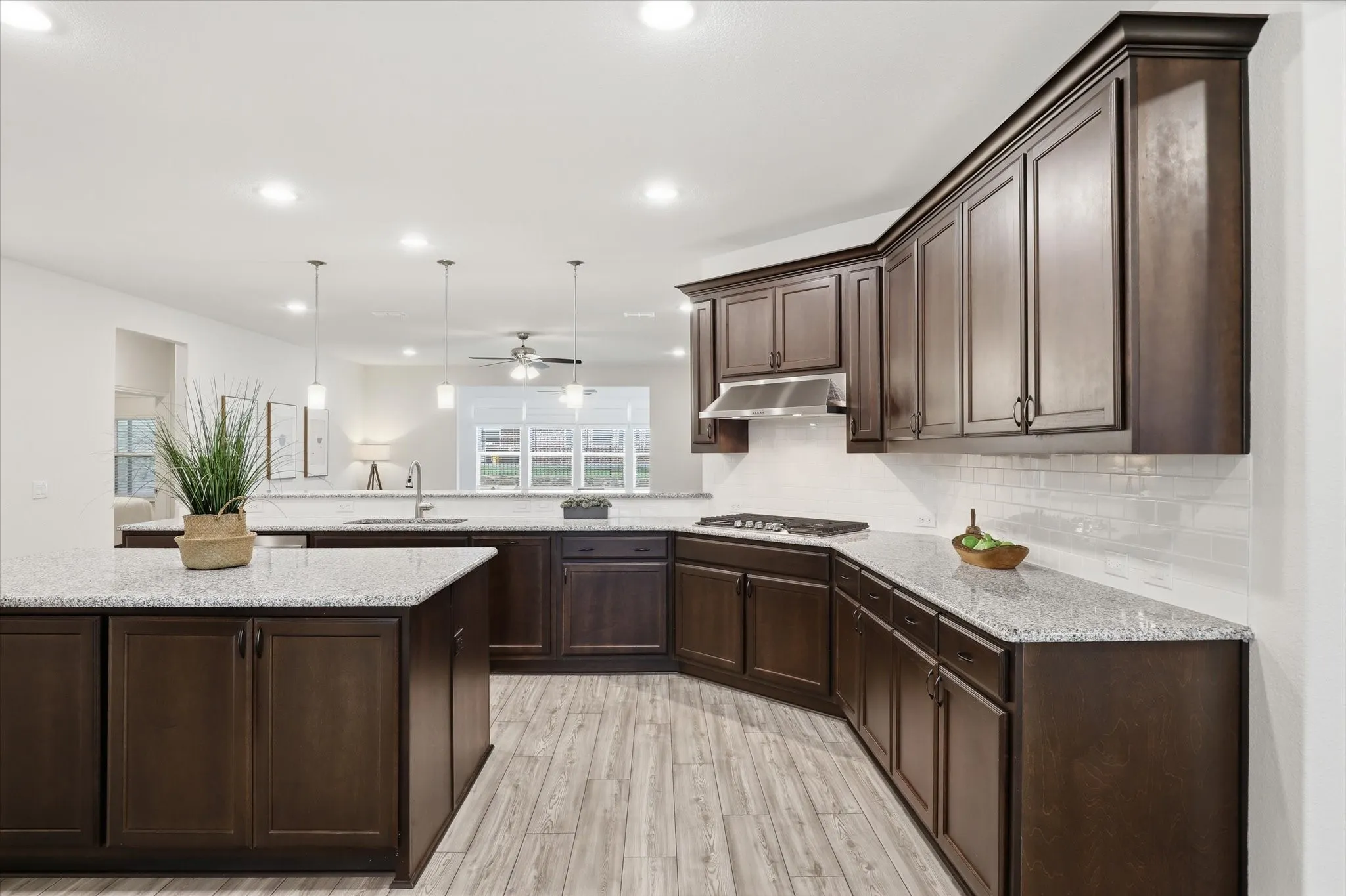 Single Family Residence For Sale in Denton County , 1112 Cornerstone Drive, Little Elm, Texas 76227, 3 Bedroom, 3 Bathroom, 2 Garage spaces, 2,809 Sqft, built in 2023, mls#21293872, Real Estate Agent in Little Elm, Homes For Sale in Denton county, Homes For Sale in Little Elm, Realtor in Little Elm Texas, Real Estate Brokerage Independent Realty Texas, Luminita Cordes Realtor
