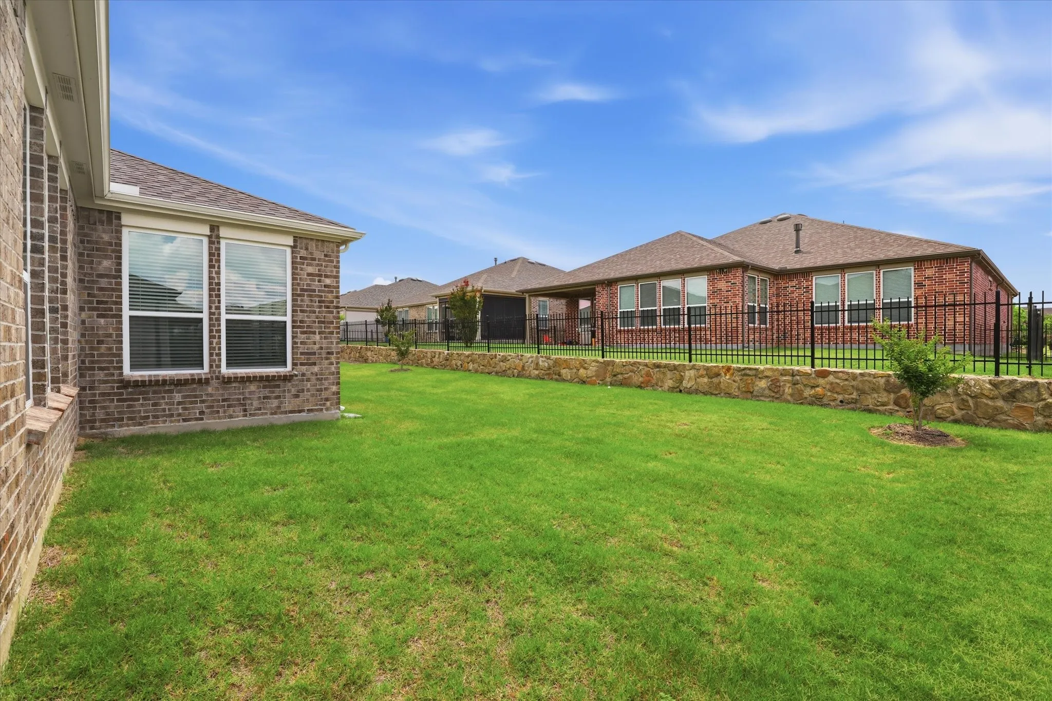 Single Family Residence For Sale in Denton County , 1112 Cornerstone Drive, Little Elm, Texas 76227, 3 Bedroom, 3 Bathroom, 2 Garage spaces, 2,809 Sqft, built in 2023, mls#21293872, Real Estate Agent in Little Elm, Homes For Sale in Denton county, Homes For Sale in Little Elm, Realtor in Little Elm Texas, Real Estate Brokerage Independent Realty Texas, Luminita Cordes Realtor