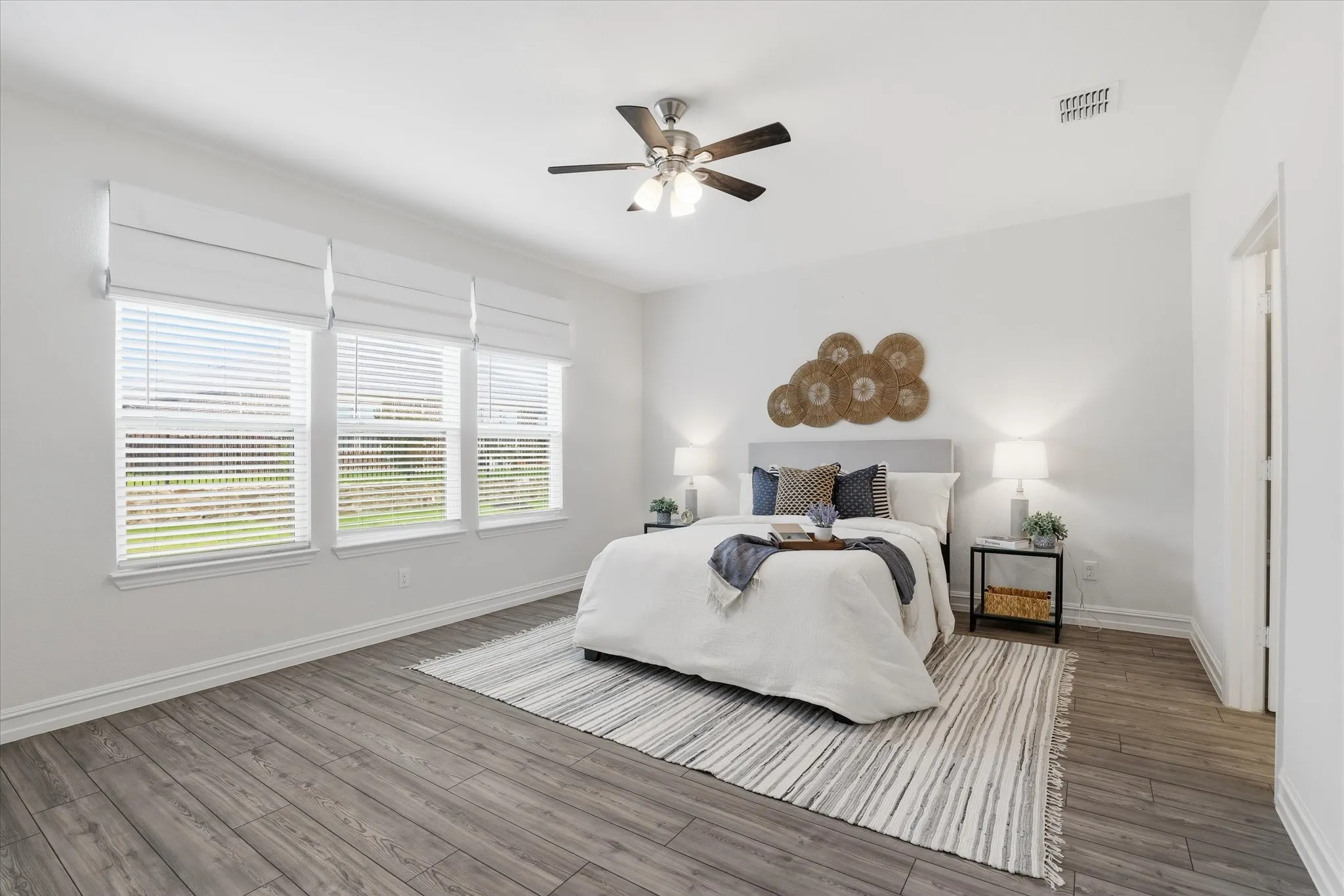Single Family Residence For Sale in Denton County , 1112 Cornerstone Drive, Little Elm, Texas 76227, 3 Bedroom, 3 Bathroom, 2 Garage spaces, 2,809 Sqft, built in 2023, mls#21293872, Real Estate Agent in Little Elm, Homes For Sale in Denton county, Homes For Sale in Little Elm, Realtor in Little Elm Texas, Real Estate Brokerage Independent Realty Texas, Luminita Cordes Realtor