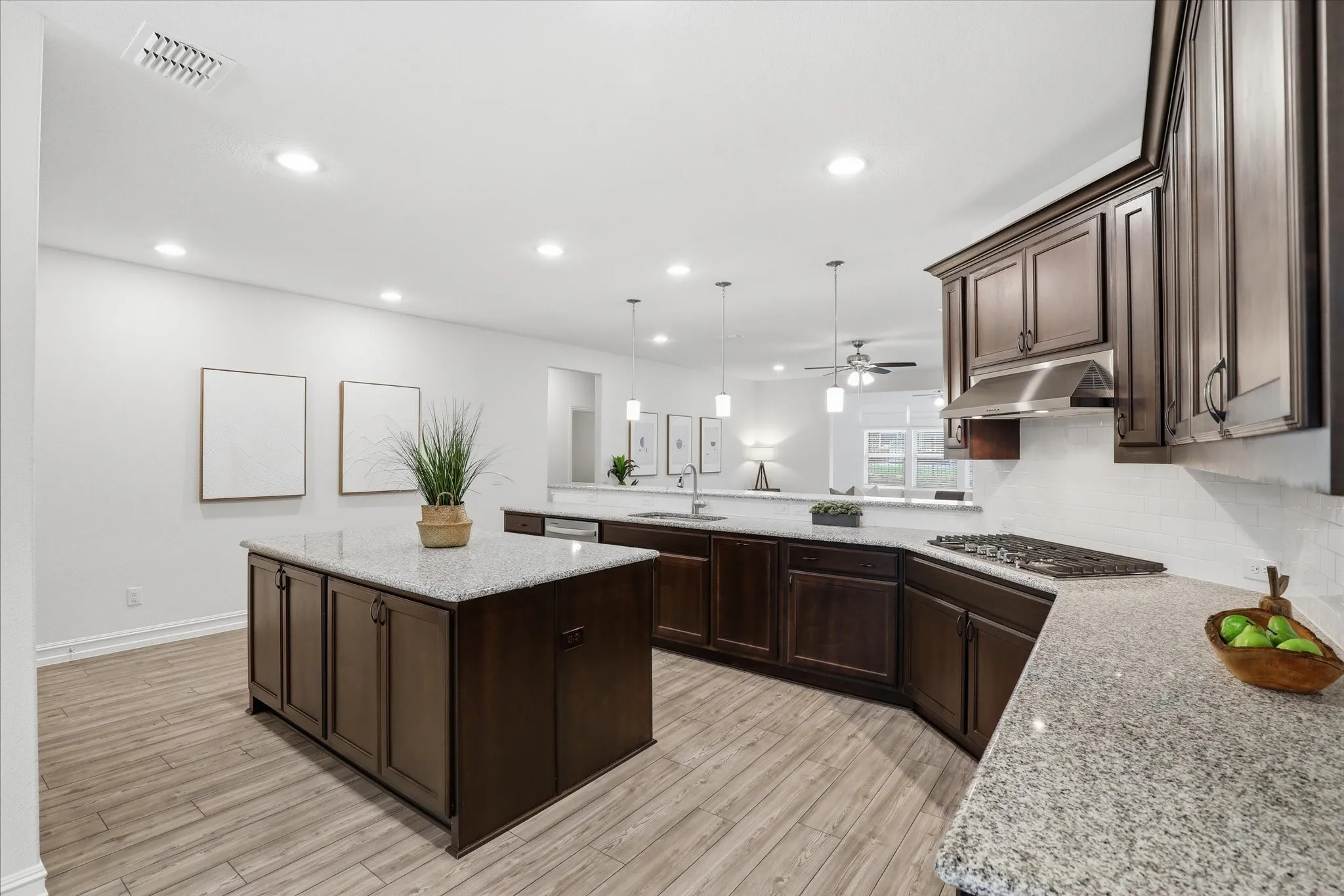 Single Family Residence For Sale in Denton County , 1112 Cornerstone Drive, Little Elm, Texas 76227, 3 Bedroom, 3 Bathroom, 2 Garage spaces, 2,809 Sqft, built in 2023, mls#21293872, Real Estate Agent in Little Elm, Homes For Sale in Denton county, Homes For Sale in Little Elm, Realtor in Little Elm Texas, Real Estate Brokerage Independent Realty Texas, Luminita Cordes Realtor