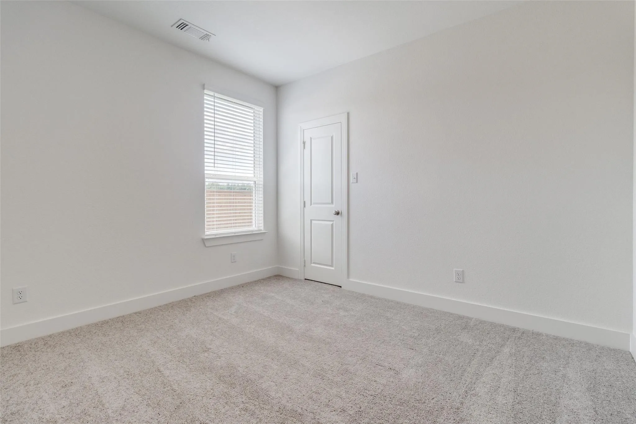 Single Family Residence For Rent in Grayson County , 1249 Newport Street, Sherman, Texas 75090, 3 Bedroom, 2 Bathroom, 2 Garage spaces, 1,618 Sqft, built in 2024, mls#21272329, Real Estate Agent in Sherman, Homes For Rent in Grayson county, Homes For Rent in Sherman, Realtor in Sherman Texas, Real Estate Brokerage Independent Realty Texas, Luminita Cordes Realtor