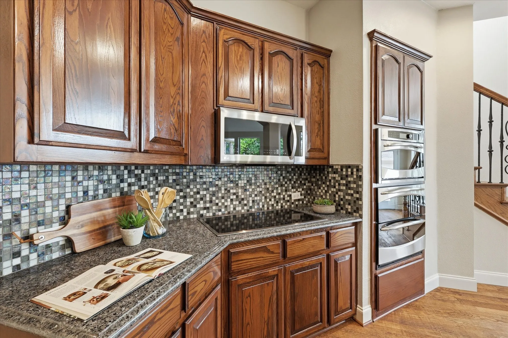 Single Family Residence For Sale in Denton County , 2518 Merlin Drive, Lewisville, Texas 75056, 5 Bedroom, 4 Bathroom, 2 Garage spaces, 4,078 Sqft, built in 1999, mls#21293532, Real Estate Agent in Lewisville, Homes For Sale in Denton county, Homes For Sale in Lewisville, Realtor in Lewisville Texas, Real Estate Brokerage Independent Realty Texas, Luminita Cordes Realtor
