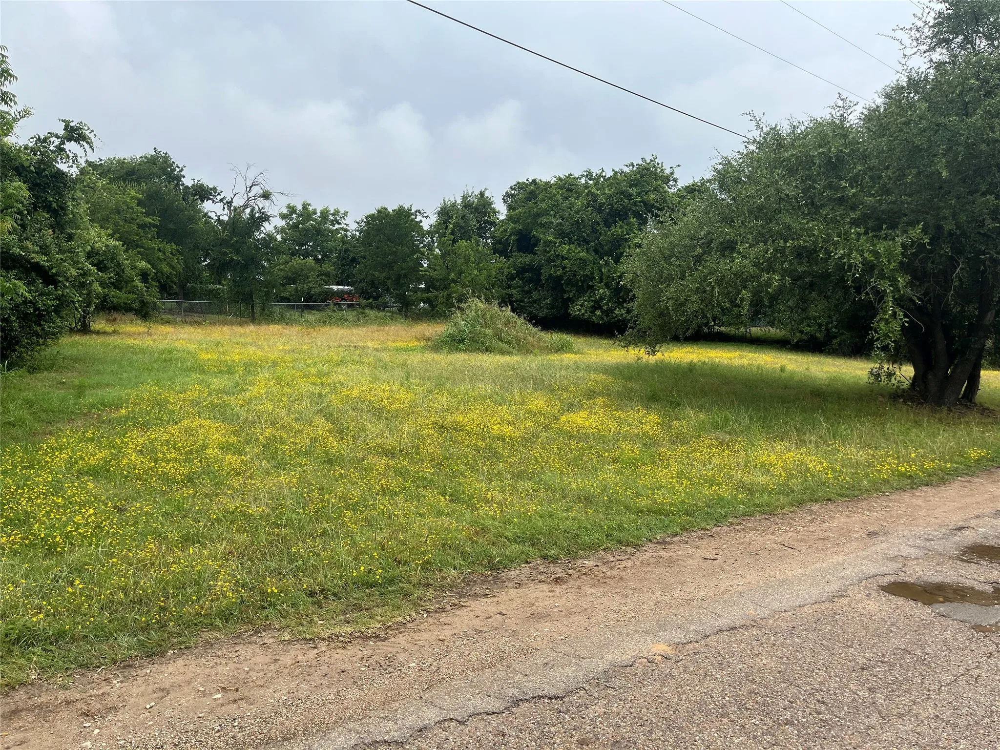 Warehouse For Sale in Bell County , 2522 Tanglewood Circle, Belton, Texas 76513, 0, 0, Garage spaces, 0 Sqft, built in 1980, mls#21293893, Real Estate Agent in Belton, Homes For Sale in Bell county, Homes For Sale in Belton, Realtor in Belton Texas, Real Estate Brokerage Independent Realty Texas, Luminita Cordes Realtor