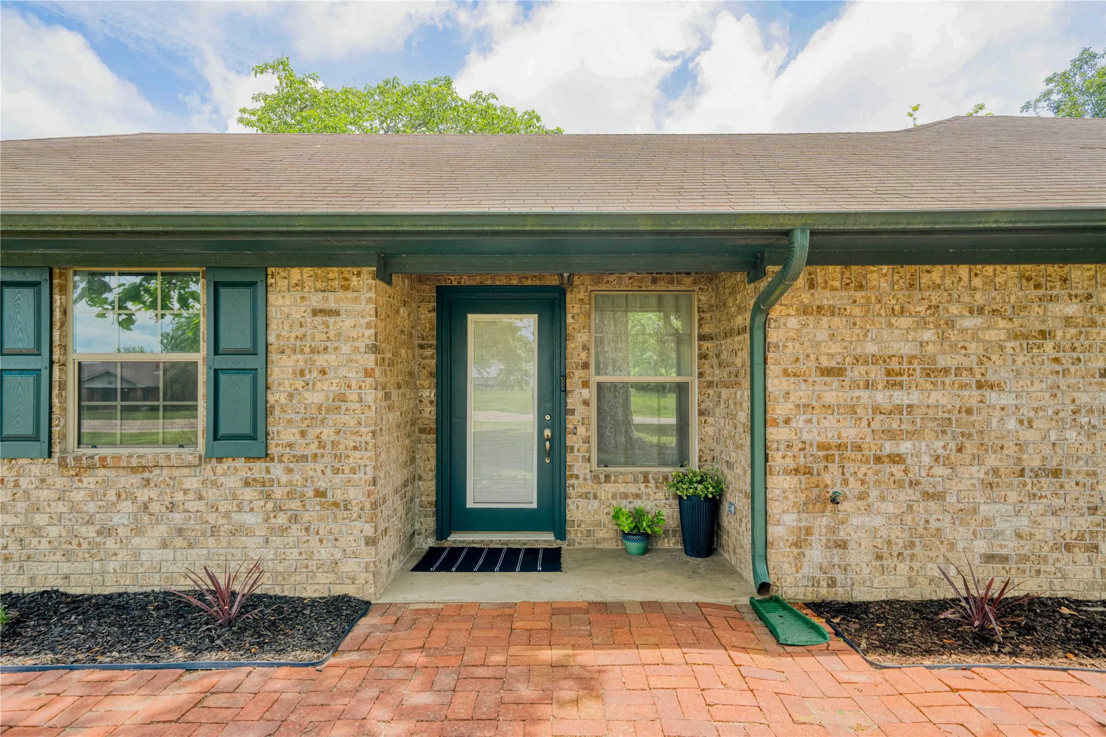 Single Family Residence For Sale in Upshur County , 1092 FM 1002 N, Winnsboro, Texas 75494, 4 Bedroom, 2 Bathroom, Garage spaces, 1,969 Sqft, built in 2007, mls#21292160, Real Estate Agent in Winnsboro, Homes For Sale in Upshur county, Homes For Sale in Winnsboro, Realtor in Winnsboro Texas, Real Estate Brokerage Independent Realty Texas, Luminita Cordes Realtor