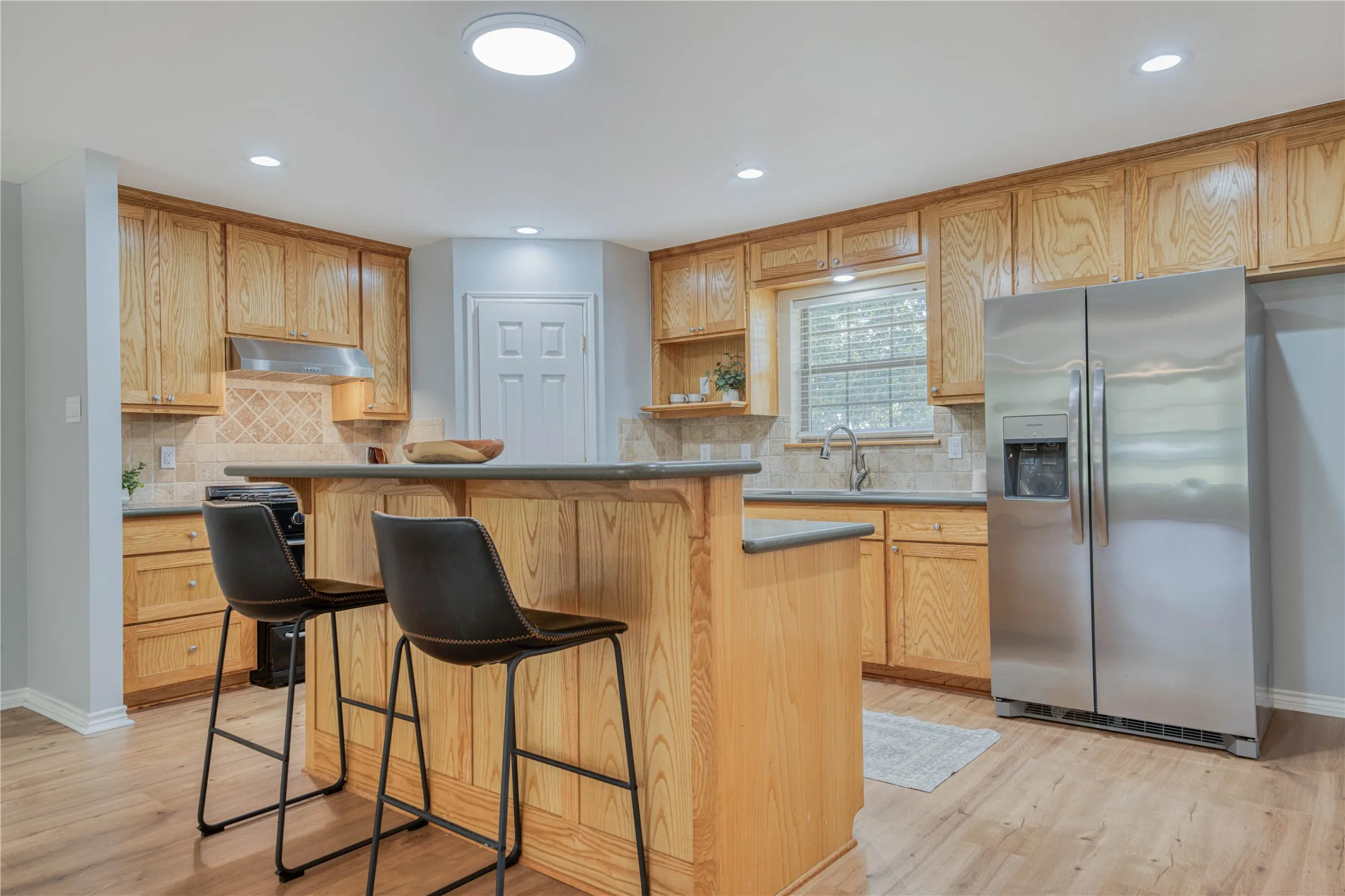 Single Family Residence For Sale in Upshur County , 1092 FM 1002 N, Winnsboro, Texas 75494, 4 Bedroom, 2 Bathroom, Garage spaces, 1,969 Sqft, built in 2007, mls#21292160, Real Estate Agent in Winnsboro, Homes For Sale in Upshur county, Homes For Sale in Winnsboro, Realtor in Winnsboro Texas, Real Estate Brokerage Independent Realty Texas, Luminita Cordes Realtor