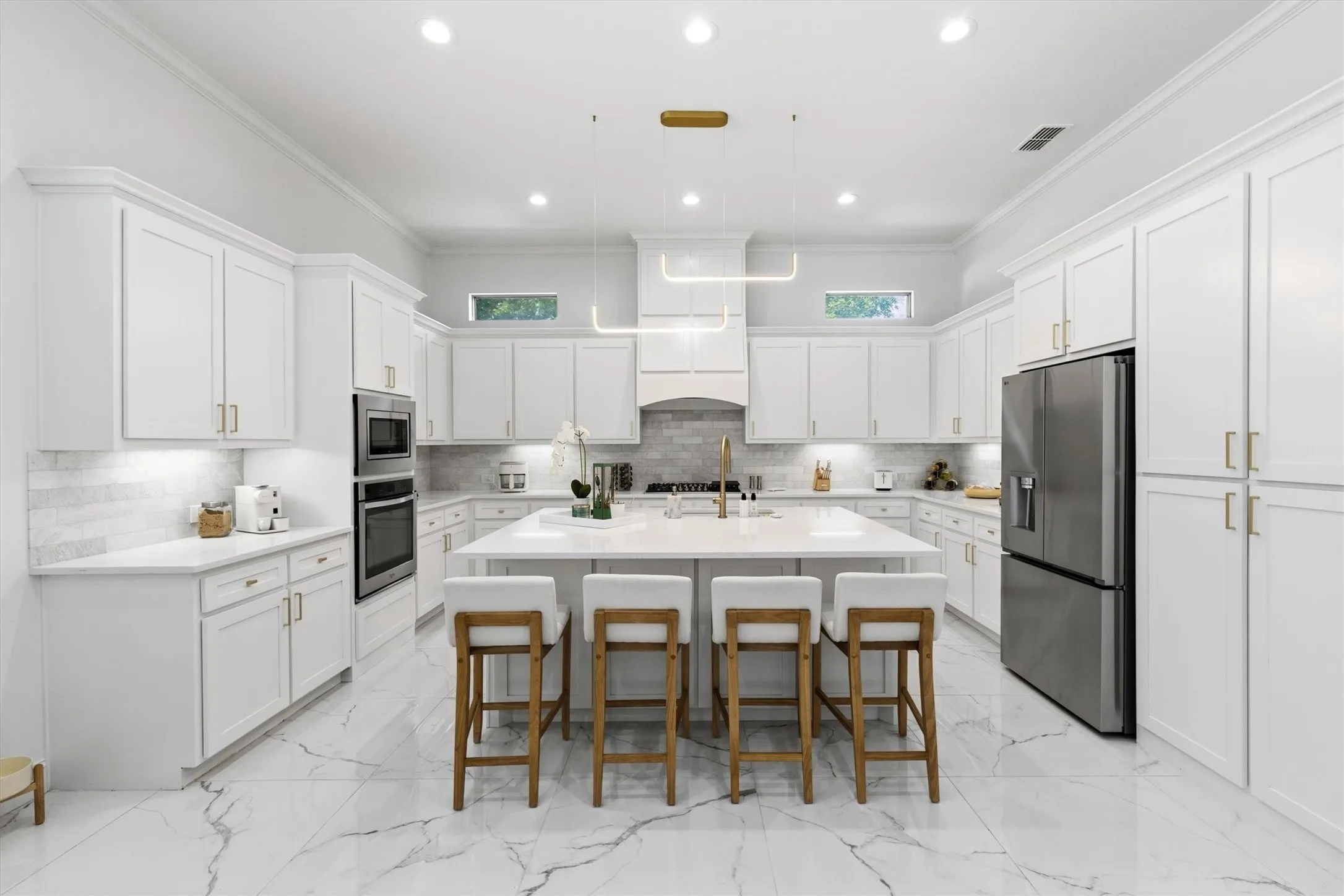 Single Family Residence For Sale in Denton County , 4311 Verde Lane, Frisco, Texas 75034, 4 Bedroom, 3 Bathroom, 2 Garage spaces, 3,371 Sqft, built in 2013, mls#21293001, Real Estate Agent in Frisco, Homes For Sale in Denton county, Homes For Sale in Frisco, Realtor in Frisco Texas, Real Estate Brokerage Independent Realty Texas, Luminita Cordes Realtor
