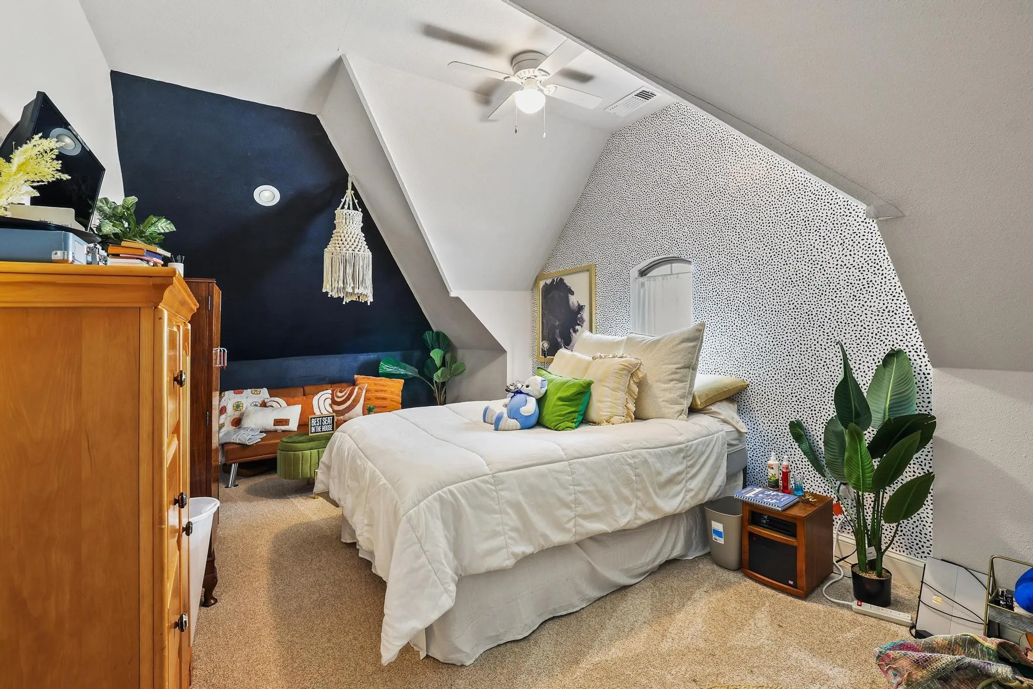 Single Family Residence For Sale in Grayson County , 107 Whispering Winds Drive, Gunter, Texas 75058, 5 Bedroom, 4 Bathroom, 3 Garage spaces, 3,642 Sqft, built in 2020, mls#21285641, Real Estate Agent in Gunter, Homes For Sale in Grayson county, Homes For Sale in Gunter, Realtor in Gunter Texas, Real Estate Brokerage Independent Realty Texas, Luminita Cordes Realtor