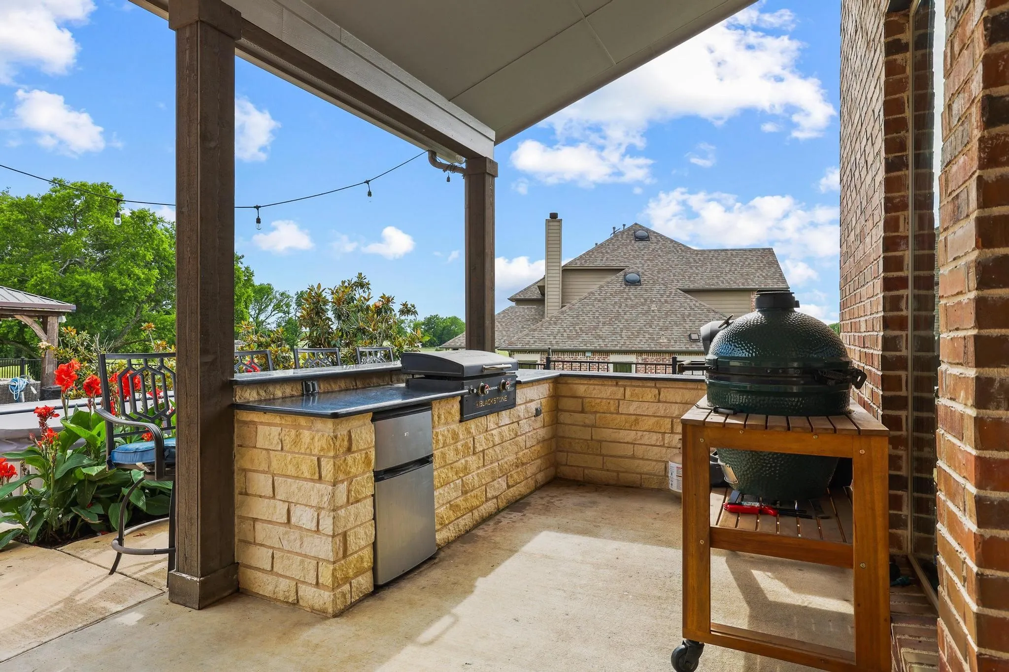 Single Family Residence For Sale in Grayson County , 107 Whispering Winds Drive, Gunter, Texas 75058, 5 Bedroom, 4 Bathroom, 3 Garage spaces, 3,642 Sqft, built in 2020, mls#21285641, Real Estate Agent in Gunter, Homes For Sale in Grayson county, Homes For Sale in Gunter, Realtor in Gunter Texas, Real Estate Brokerage Independent Realty Texas, Luminita Cordes Realtor