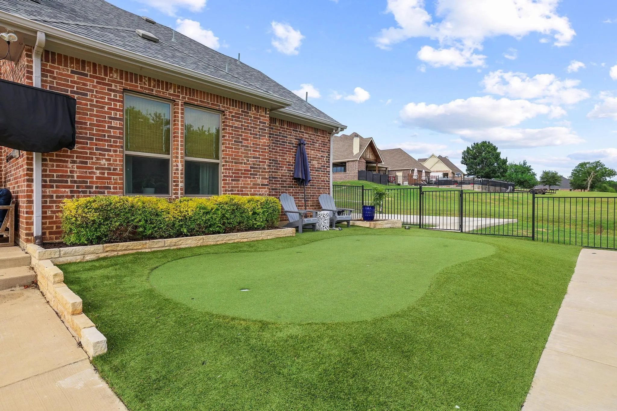 Single Family Residence For Sale in Grayson County , 107 Whispering Winds Drive, Gunter, Texas 75058, 5 Bedroom, 4 Bathroom, 3 Garage spaces, 3,642 Sqft, built in 2020, mls#21285641, Real Estate Agent in Gunter, Homes For Sale in Grayson county, Homes For Sale in Gunter, Realtor in Gunter Texas, Real Estate Brokerage Independent Realty Texas, Luminita Cordes Realtor