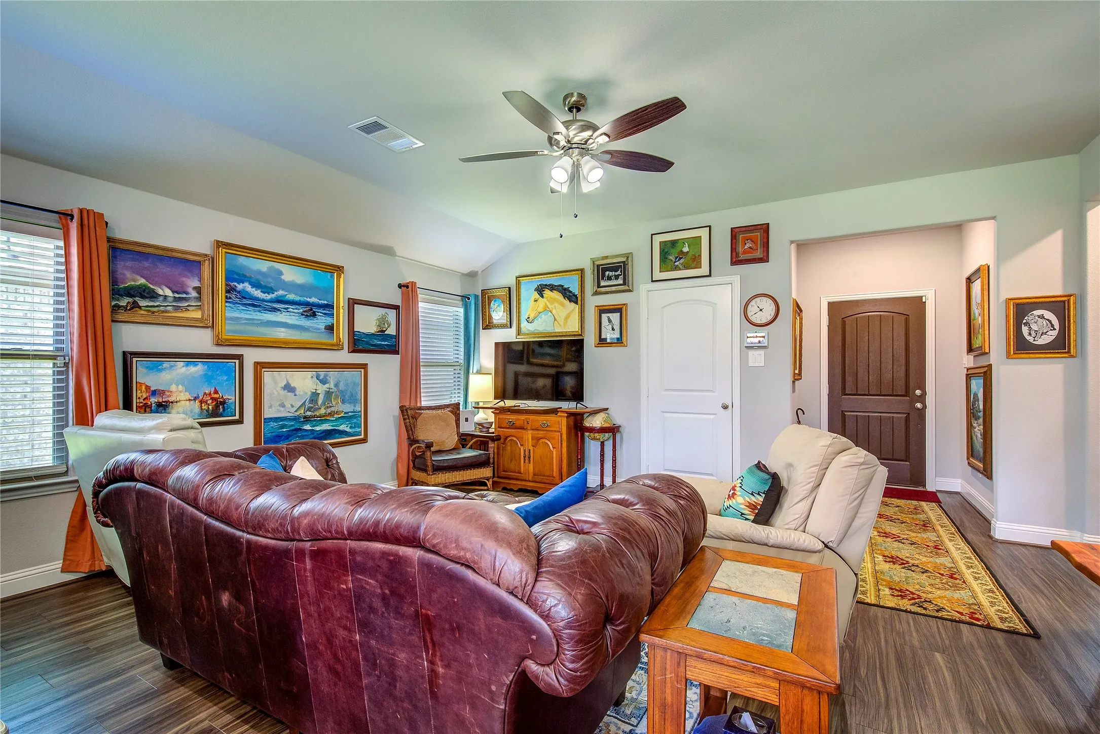 Single Family Residence For Sale in Hunt County , 6405 Graceland Drive, Greenville, Texas 75402, 3 Bedrooms, 2 Bathrooms, 1 Garage spaces, 1,169 Sqft, built in 2022, Price $219,000, mls#21293951, Real Estate Agent in Greenville, Homes For Sale in Hunt county, Homes For Sale in Greenville, Realtor in Greenville Texas, Real Estate Brokerage Independent Realty Texas, Luminita Cordes Realtor