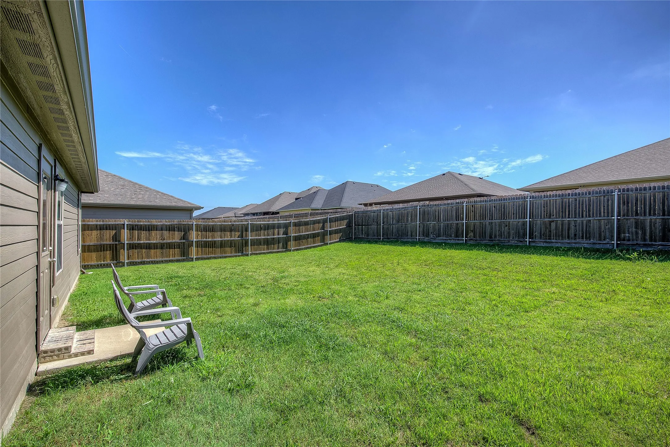 Single Family Residence For Sale in Hunt County , 6405 Graceland Drive, Greenville, Texas 75402, 3 Bedrooms, 2 Bathrooms, 1 Garage spaces, 1,169 Sqft, built in 2022, Price $219,000, mls#21293951, Real Estate Agent in Greenville, Homes For Sale in Hunt county, Homes For Sale in Greenville, Realtor in Greenville Texas, Real Estate Brokerage Independent Realty Texas, Luminita Cordes Realtor