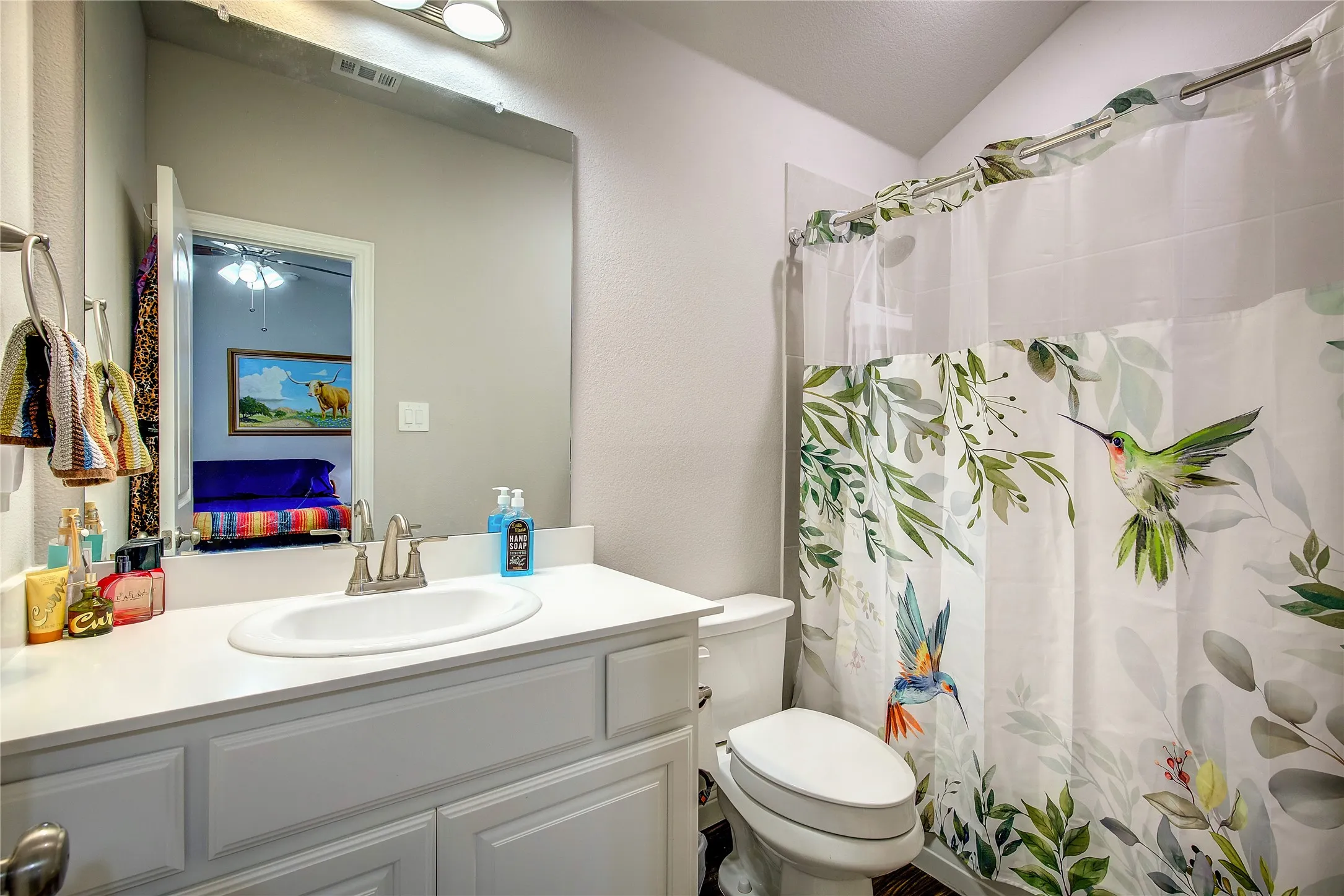 Single Family Residence For Sale in Hunt County , 6405 Graceland Drive, Greenville, Texas 75402, 3 Bedrooms, 2 Bathrooms, 1 Garage spaces, 1,169 Sqft, built in 2022, Price $219,000, mls#21293951, Real Estate Agent in Greenville, Homes For Sale in Hunt county, Homes For Sale in Greenville, Realtor in Greenville Texas, Real Estate Brokerage Independent Realty Texas, Luminita Cordes Realtor