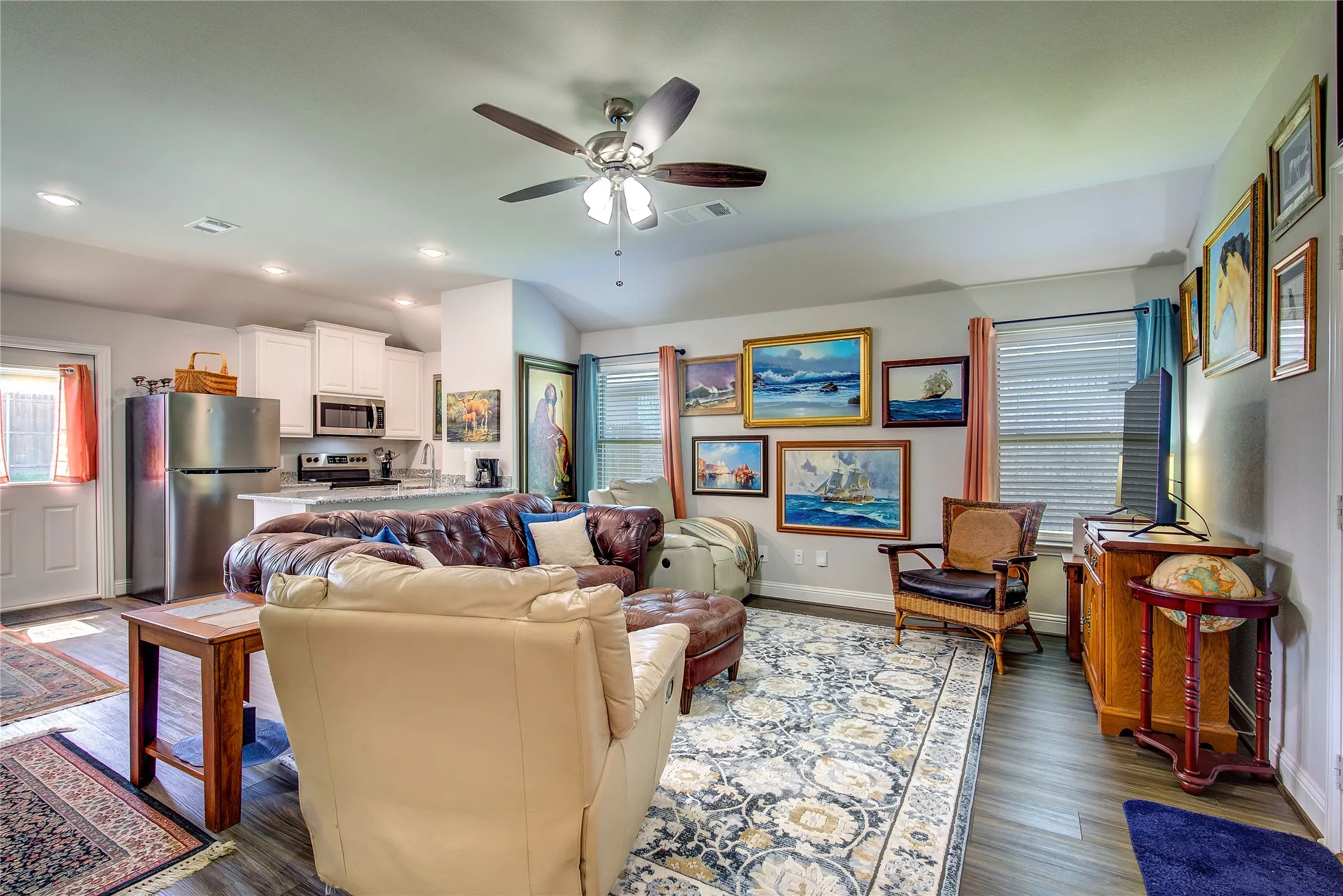 Single Family Residence For Sale in Hunt County , 6405 Graceland Drive, Greenville, Texas 75402, 3 Bedrooms, 2 Bathrooms, 1 Garage spaces, 1,169 Sqft, built in 2022, Price $219,000, mls#21293951, Real Estate Agent in Greenville, Homes For Sale in Hunt county, Homes For Sale in Greenville, Realtor in Greenville Texas, Real Estate Brokerage Independent Realty Texas, Luminita Cordes Realtor