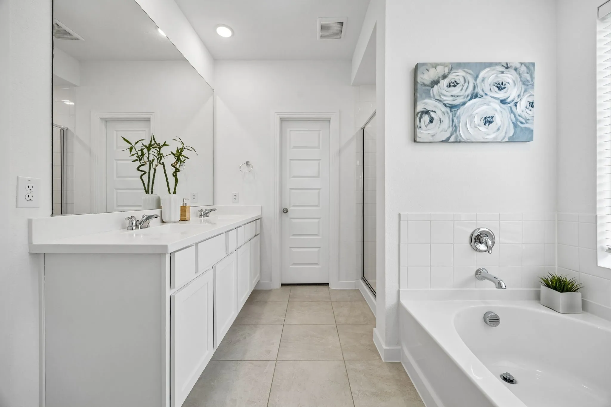 Single Family Residence For Sale in Denton County , 3609 Palmetto, Aubrey, Texas 76227, 4 Bedroom, 3 Bathroom, 2 Garage spaces, 2,380 Sqft, built in 2021, mls#21293781, Real Estate Agent in Aubrey, Homes For Sale in Denton county, Homes For Sale in Aubrey, Realtor in Aubrey Texas, Real Estate Brokerage Independent Realty Texas, Luminita Cordes Realtor