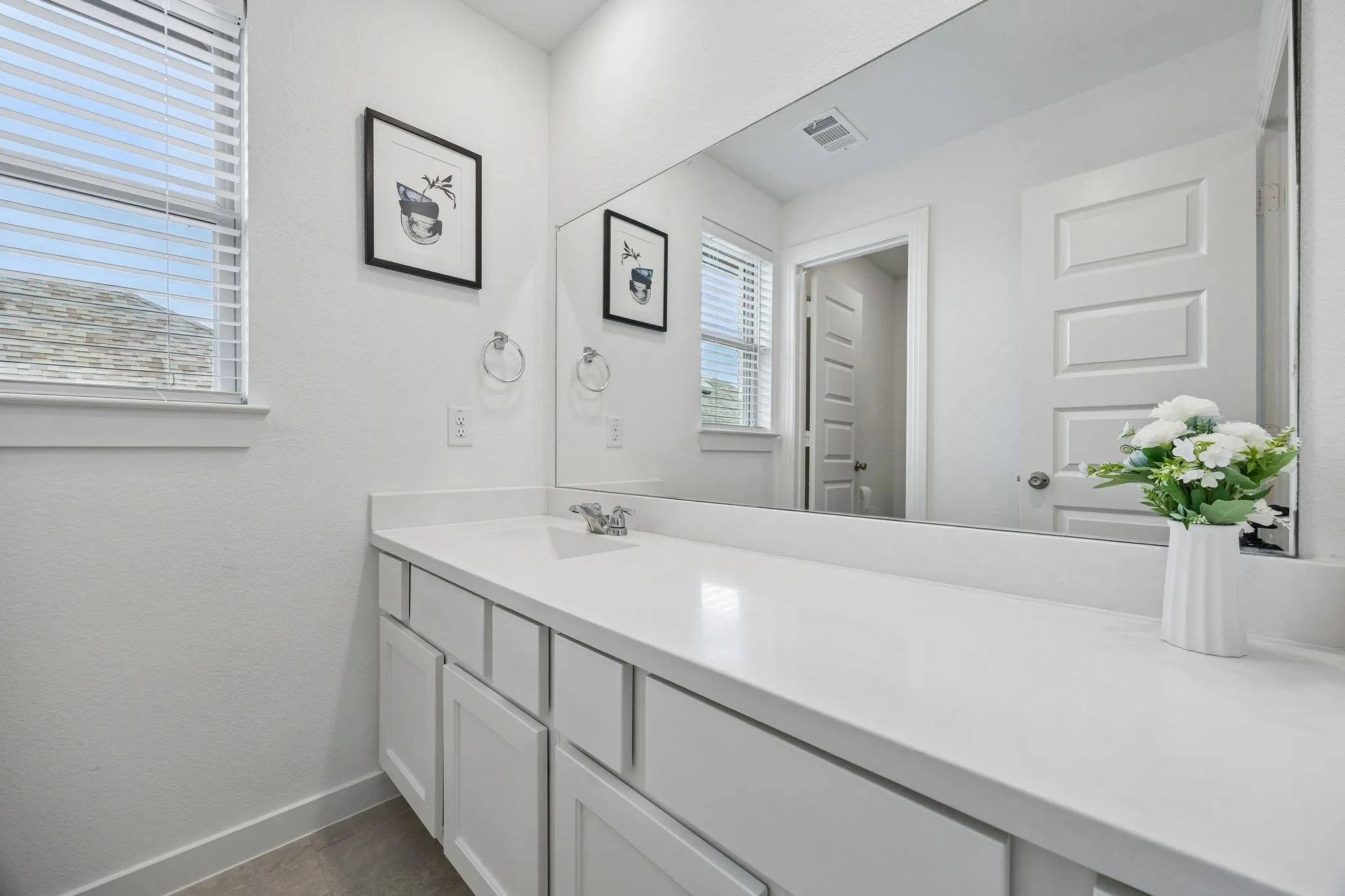 Single Family Residence For Sale in Denton County , 3609 Palmetto, Aubrey, Texas 76227, 4 Bedroom, 3 Bathroom, 2 Garage spaces, 2,380 Sqft, built in 2021, mls#21293781, Real Estate Agent in Aubrey, Homes For Sale in Denton county, Homes For Sale in Aubrey, Realtor in Aubrey Texas, Real Estate Brokerage Independent Realty Texas, Luminita Cordes Realtor