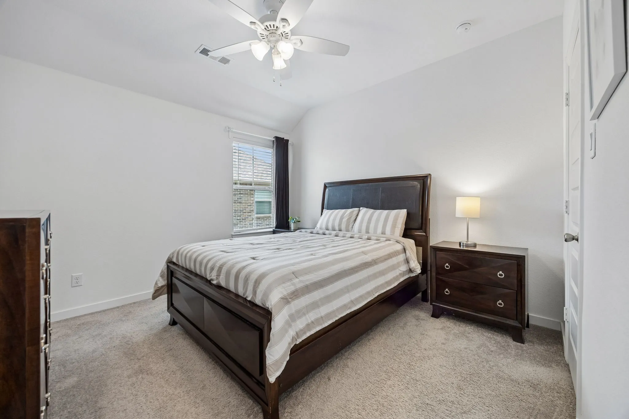 Single Family Residence For Sale in Denton County , 3609 Palmetto, Aubrey, Texas 76227, 4 Bedroom, 3 Bathroom, 2 Garage spaces, 2,380 Sqft, built in 2021, mls#21293781, Real Estate Agent in Aubrey, Homes For Sale in Denton county, Homes For Sale in Aubrey, Realtor in Aubrey Texas, Real Estate Brokerage Independent Realty Texas, Luminita Cordes Realtor