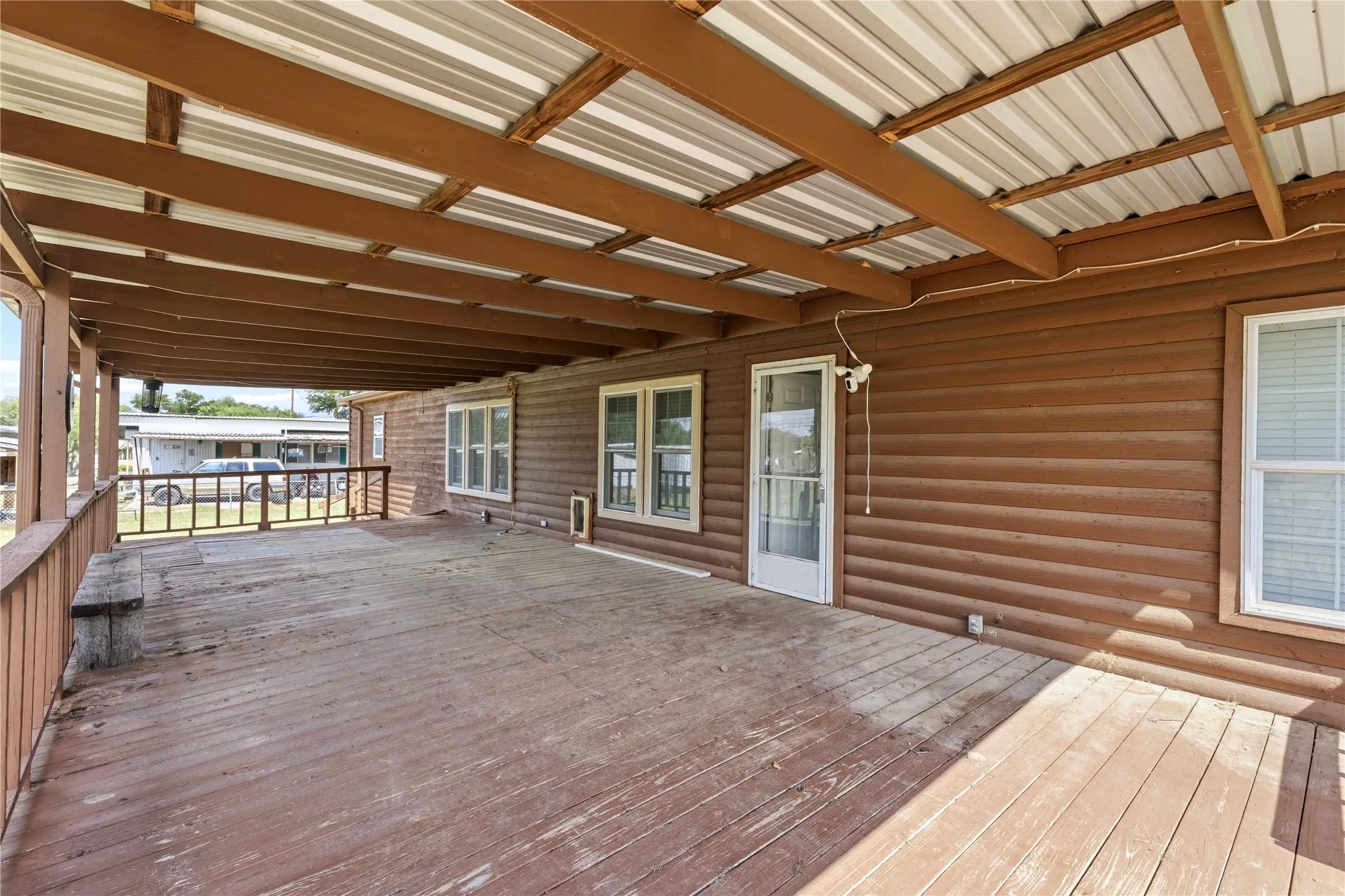 Manufactured Home For Sale in Brown County , 3081 Beachside Drive, May, Texas 76857, 3 Bedroom, 2 Bathroom, Garage spaces, 2,164 Sqft, built in 2008, mls#21292756, Real Estate Agent in May, Homes For Sale in Brown county, Homes For Sale in May, Realtor in May Texas, Real Estate Brokerage Independent Realty Texas, Luminita Cordes Realtor