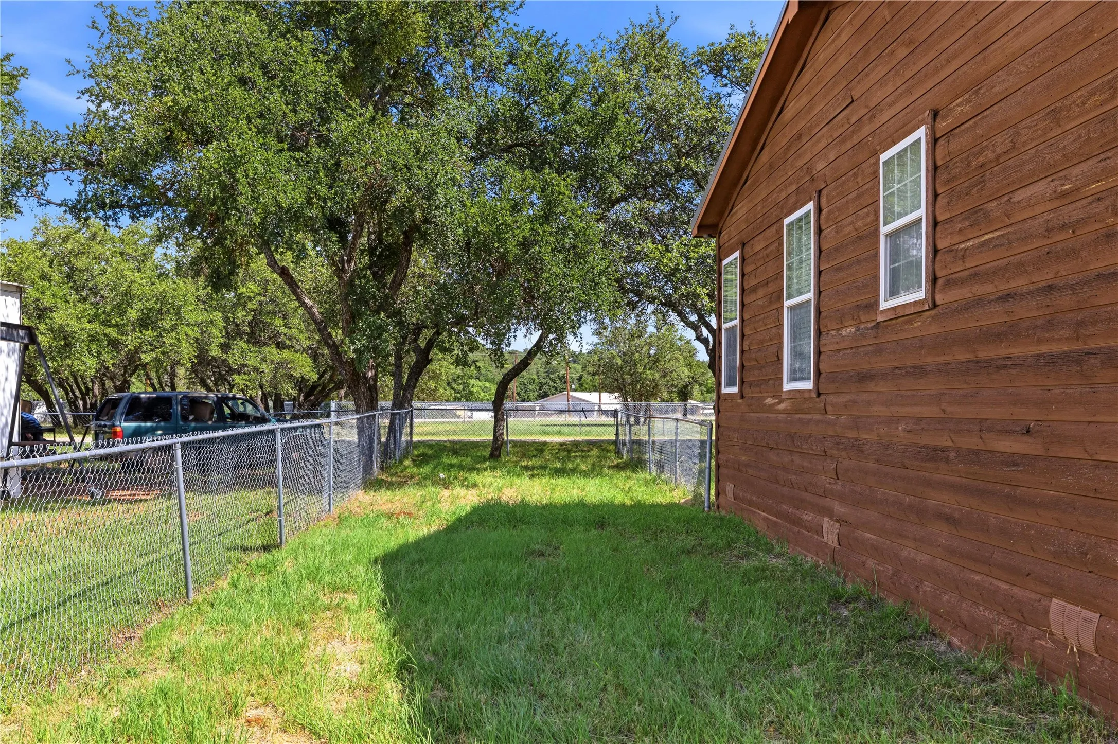 Manufactured Home For Sale in Brown County , 3081 Beachside Drive, May, Texas 76857, 3 Bedroom, 2 Bathroom, Garage spaces, 2,164 Sqft, built in 2008, mls#21292756, Real Estate Agent in May, Homes For Sale in Brown county, Homes For Sale in May, Realtor in May Texas, Real Estate Brokerage Independent Realty Texas, Luminita Cordes Realtor