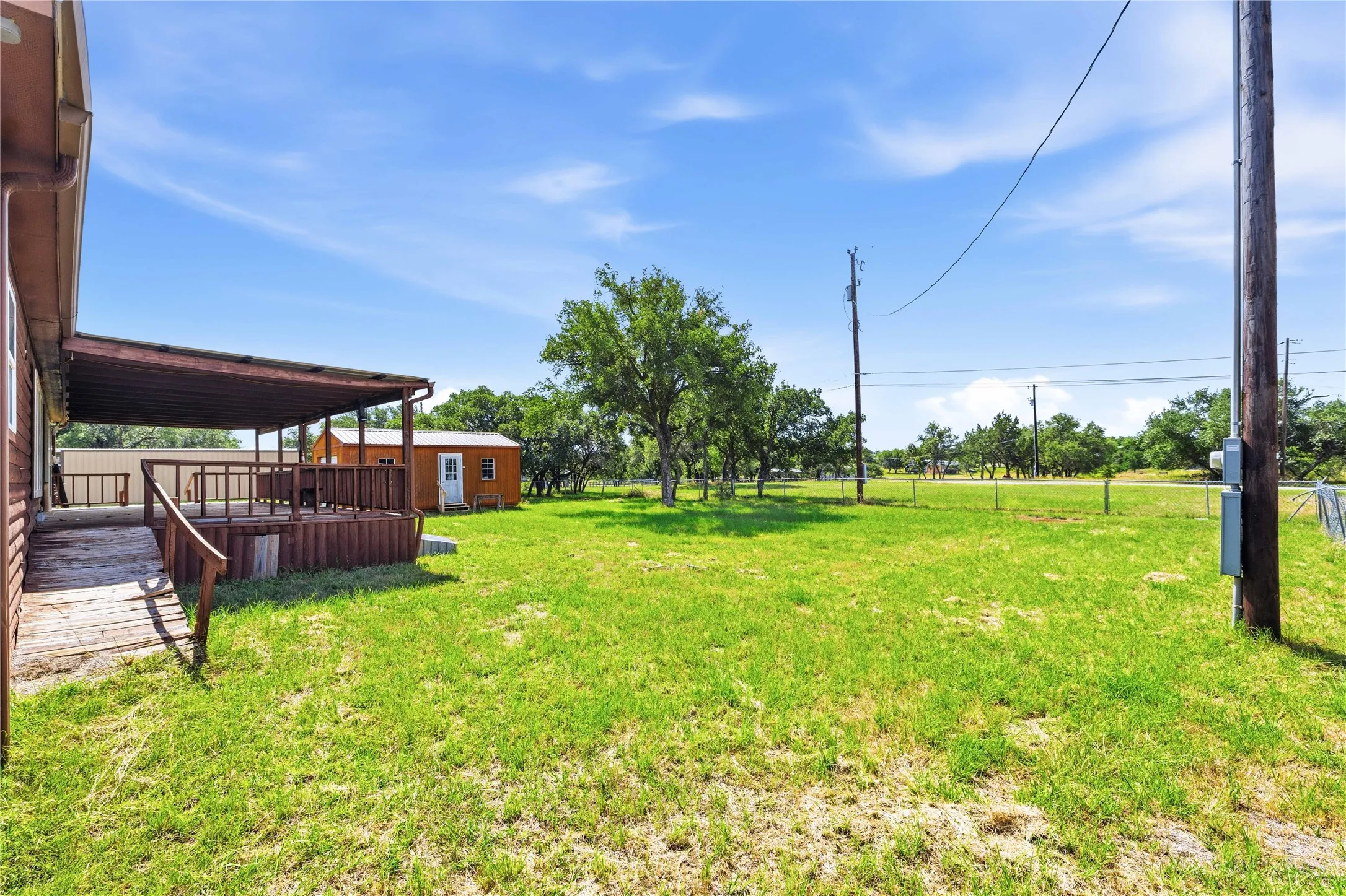 Manufactured Home For Sale in Brown County , 3081 Beachside Drive, May, Texas 76857, 3 Bedroom, 2 Bathroom, Garage spaces, 2,164 Sqft, built in 2008, mls#21292756, Real Estate Agent in May, Homes For Sale in Brown county, Homes For Sale in May, Realtor in May Texas, Real Estate Brokerage Independent Realty Texas, Luminita Cordes Realtor