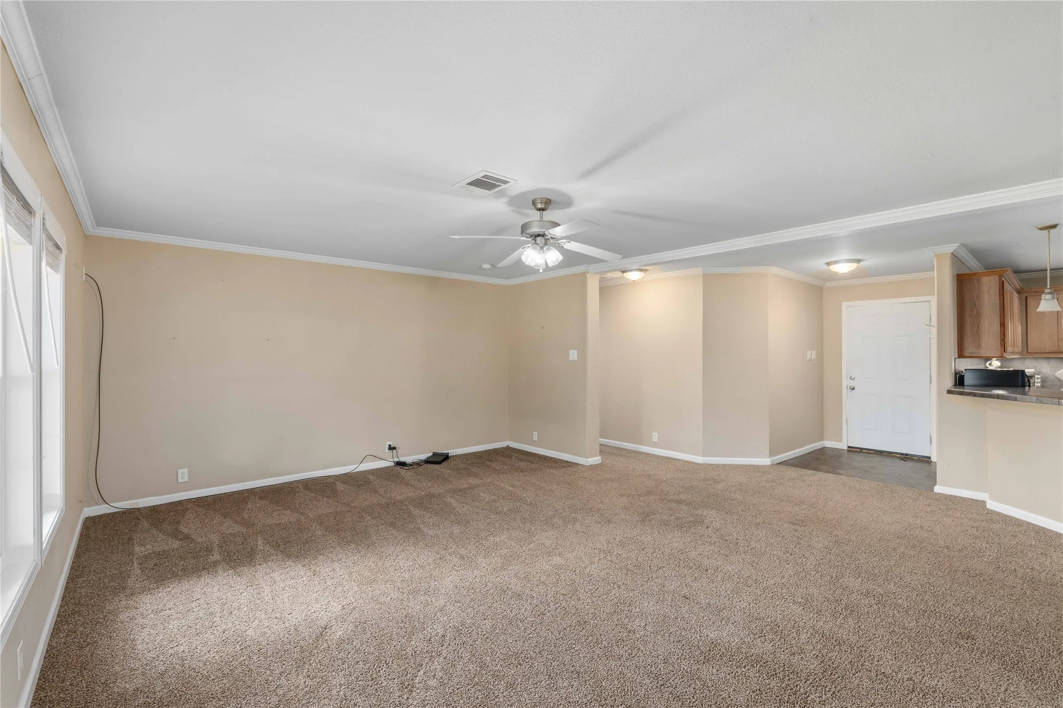 Manufactured Home For Sale in Brown County , 3081 Beachside Drive, May, Texas 76857, 3 Bedroom, 2 Bathroom, Garage spaces, 2,164 Sqft, built in 2008, mls#21292756, Real Estate Agent in May, Homes For Sale in Brown county, Homes For Sale in May, Realtor in May Texas, Real Estate Brokerage Independent Realty Texas, Luminita Cordes Realtor