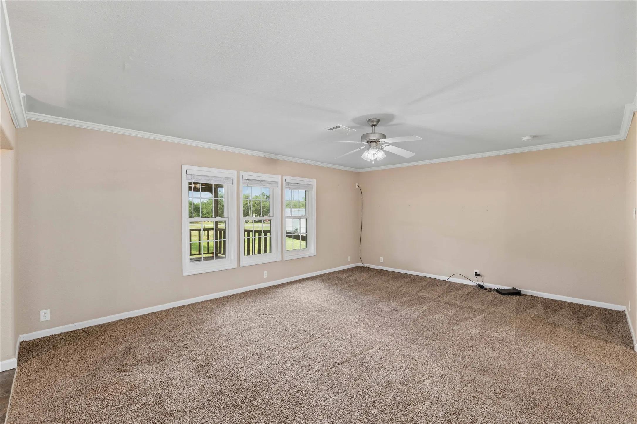 Manufactured Home For Sale in Brown County , 3081 Beachside Drive, May, Texas 76857, 3 Bedroom, 2 Bathroom, Garage spaces, 2,164 Sqft, built in 2008, mls#21292756, Real Estate Agent in May, Homes For Sale in Brown county, Homes For Sale in May, Realtor in May Texas, Real Estate Brokerage Independent Realty Texas, Luminita Cordes Realtor