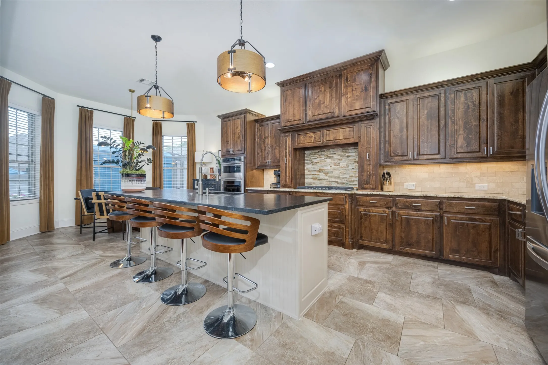 Single Family Residence For Sale in Denton County , 6017 Ricks Road, Denton, Texas 76210, 4 Bedroom, 3 Bathroom, 2 Garage spaces, 3,056 Sqft, built in 2014, mls#21293974, Real Estate Agent in Denton, Homes For Sale in Denton county, Homes For Sale in Denton, Realtor in Denton Texas, Real Estate Brokerage Independent Realty Texas, Luminita Cordes Realtor