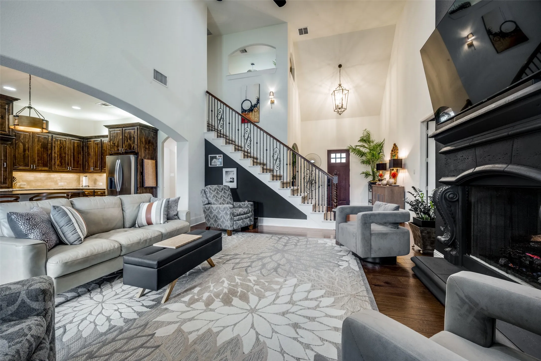 Single Family Residence For Sale in Denton County , 6017 Ricks Road, Denton, Texas 76210, 4 Bedroom, 3 Bathroom, 2 Garage spaces, 3,056 Sqft, built in 2014, mls#21293974, Real Estate Agent in Denton, Homes For Sale in Denton county, Homes For Sale in Denton, Realtor in Denton Texas, Real Estate Brokerage Independent Realty Texas, Luminita Cordes Realtor