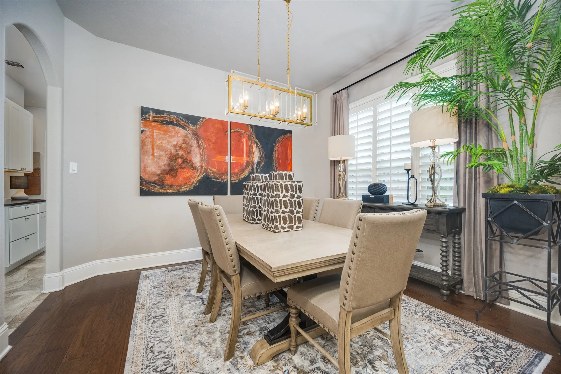 Single Family Residence For Sale in Denton County , 6017 Ricks Road, Denton, Texas 76210, 4 Bedroom, 3 Bathroom, 2 Garage spaces, 3,056 Sqft, built in 2014, mls#21293974, Real Estate Agent in Denton, Homes For Sale in Denton county, Homes For Sale in Denton, Realtor in Denton Texas, Real Estate Brokerage Independent Realty Texas, Luminita Cordes Realtor