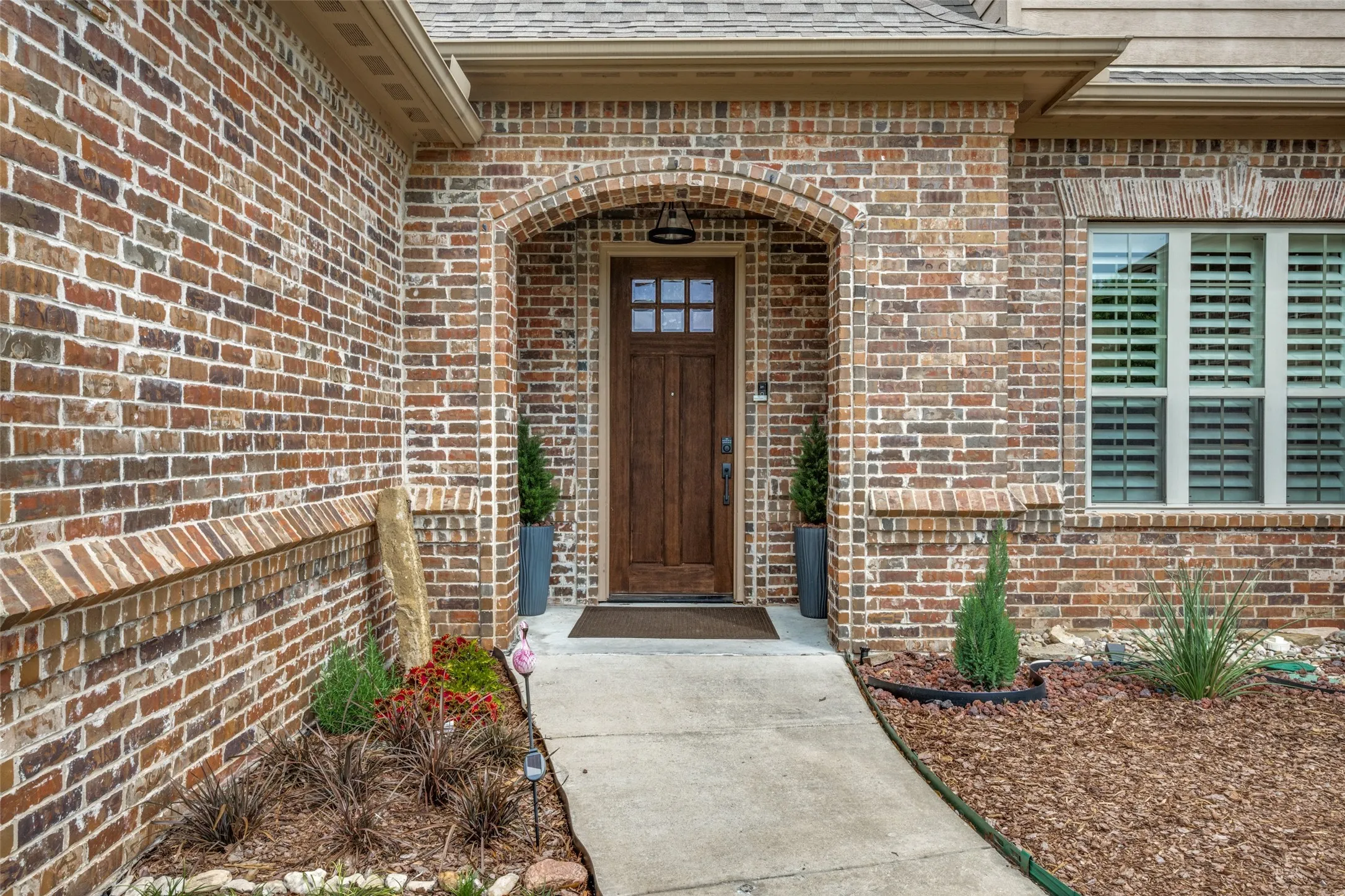Single Family Residence For Sale in Denton County , 6017 Ricks Road, Denton, Texas 76210, 4 Bedroom, 3 Bathroom, 2 Garage spaces, 3,056 Sqft, built in 2014, mls#21293974, Real Estate Agent in Denton, Homes For Sale in Denton county, Homes For Sale in Denton, Realtor in Denton Texas, Real Estate Brokerage Independent Realty Texas, Luminita Cordes Realtor