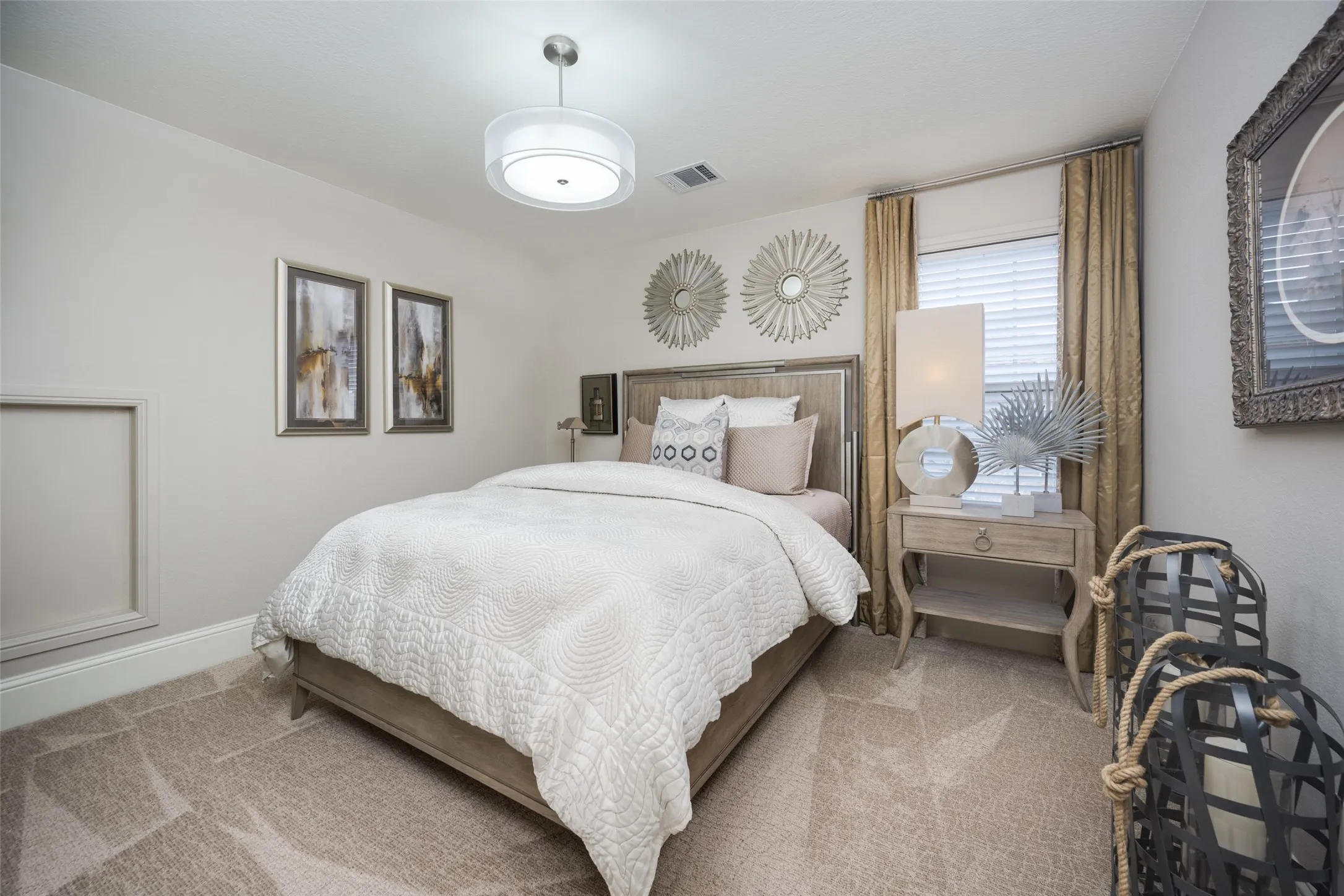 Single Family Residence For Sale in Denton County , 6017 Ricks Road, Denton, Texas 76210, 4 Bedroom, 3 Bathroom, 2 Garage spaces, 3,056 Sqft, built in 2014, mls#21293974, Real Estate Agent in Denton, Homes For Sale in Denton county, Homes For Sale in Denton, Realtor in Denton Texas, Real Estate Brokerage Independent Realty Texas, Luminita Cordes Realtor