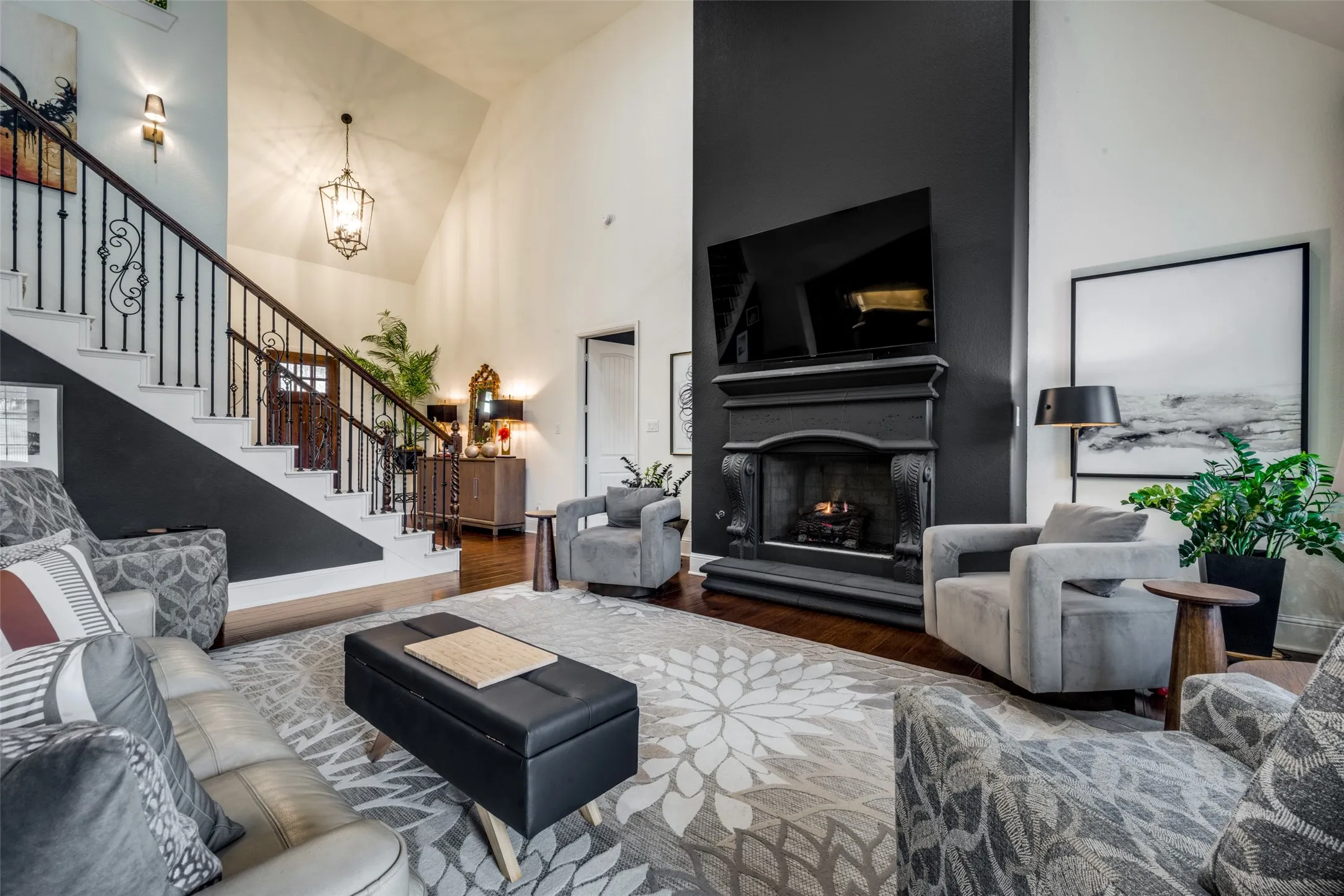 Single Family Residence For Sale in Denton County , 6017 Ricks Road, Denton, Texas 76210, 4 Bedroom, 3 Bathroom, 2 Garage spaces, 3,056 Sqft, built in 2014, mls#21293974, Real Estate Agent in Denton, Homes For Sale in Denton county, Homes For Sale in Denton, Realtor in Denton Texas, Real Estate Brokerage Independent Realty Texas, Luminita Cordes Realtor
