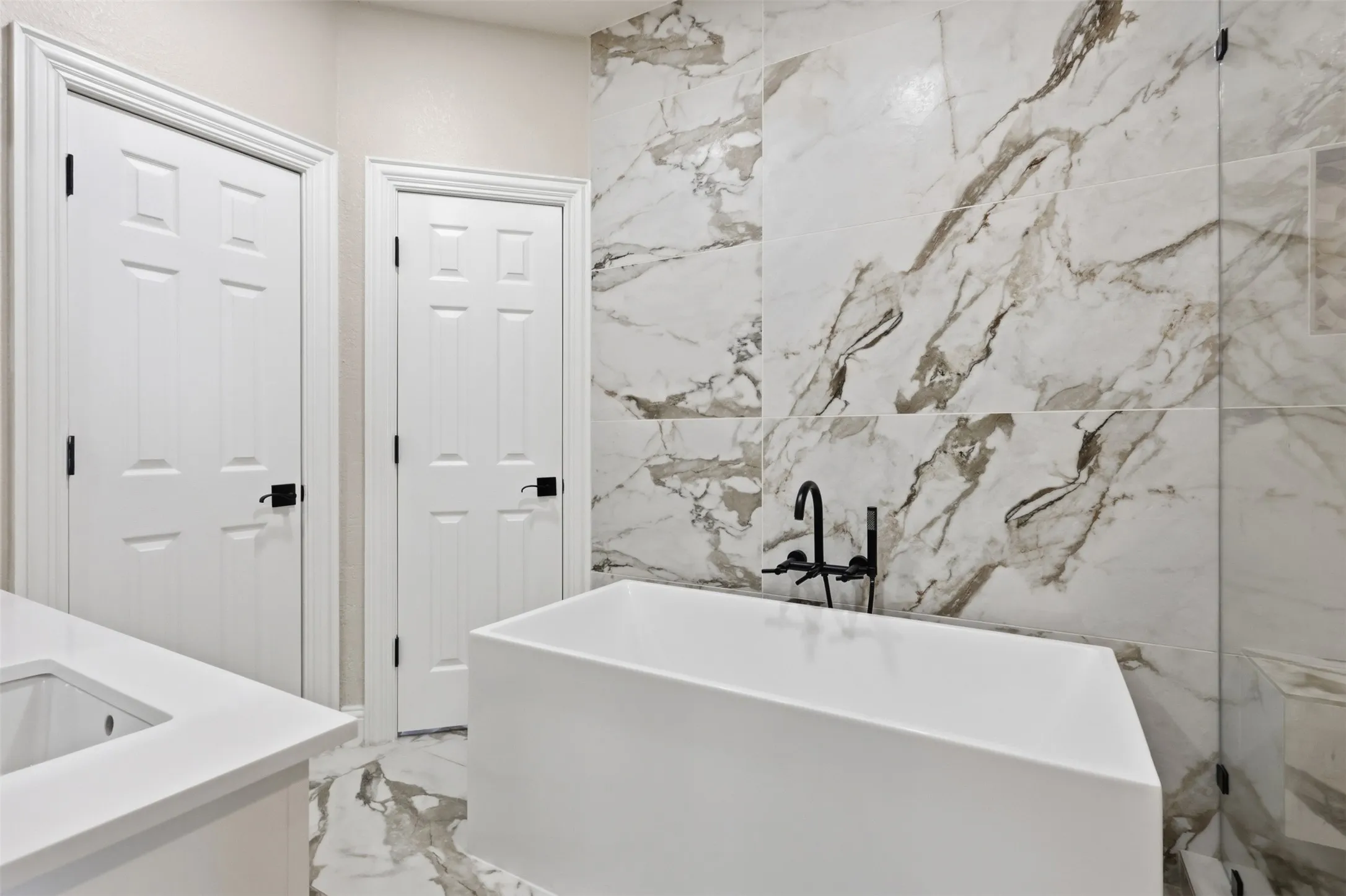 Single Family Residence For Sale in Collin County , 9390 Lakeridge Drive, Princeton, Texas 75407, 4 Bedroom, 3 Bathroom, Garage spaces, 2,936 Sqft, built in 2001, mls#21273285, Real Estate Agent in Princeton, Homes For Sale in Collin county, Homes For Sale in Princeton, Realtor in Princeton Texas, Real Estate Brokerage Independent Realty Texas, Luminita Cordes Realtor